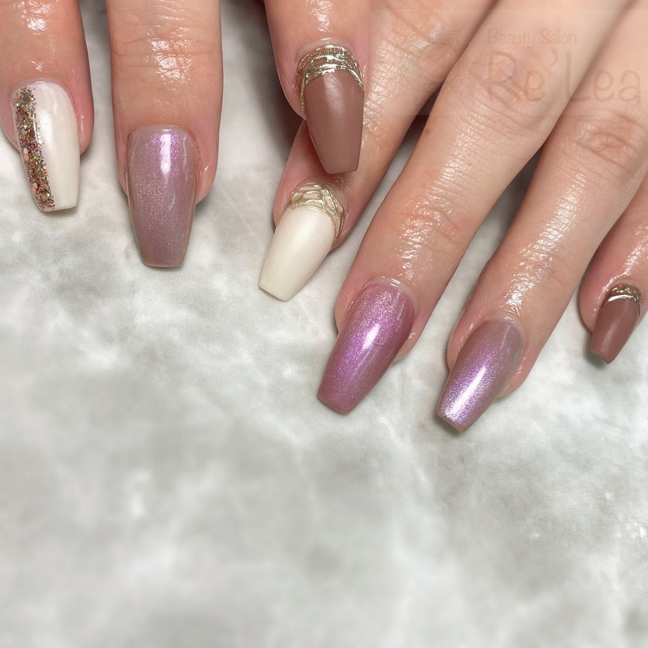 ハンド ラメ ワンカラー マグネット マット Re Lea Mikiのネイルデザイン No ネイルブック