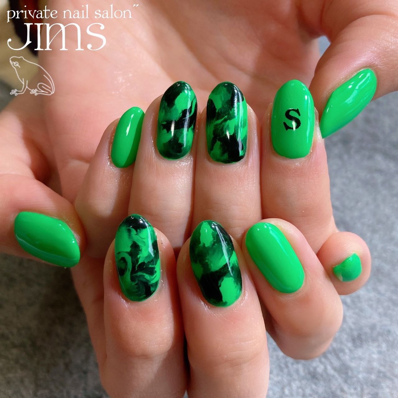 冬 オールシーズン ライブ ハロウィン ハンド Nail Salon Jimsのネイルデザイン No ネイルブック
