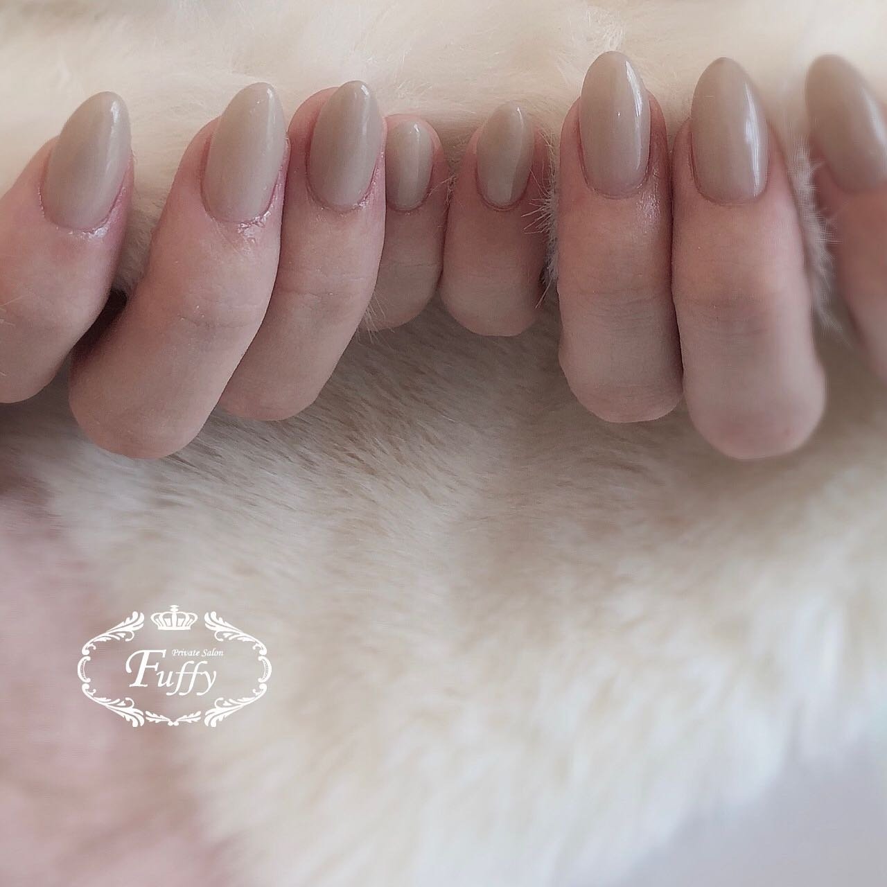 オールシーズン ハンド シンプル ミディアム ベージュ Fuffyのネイルデザイン No ネイルブック