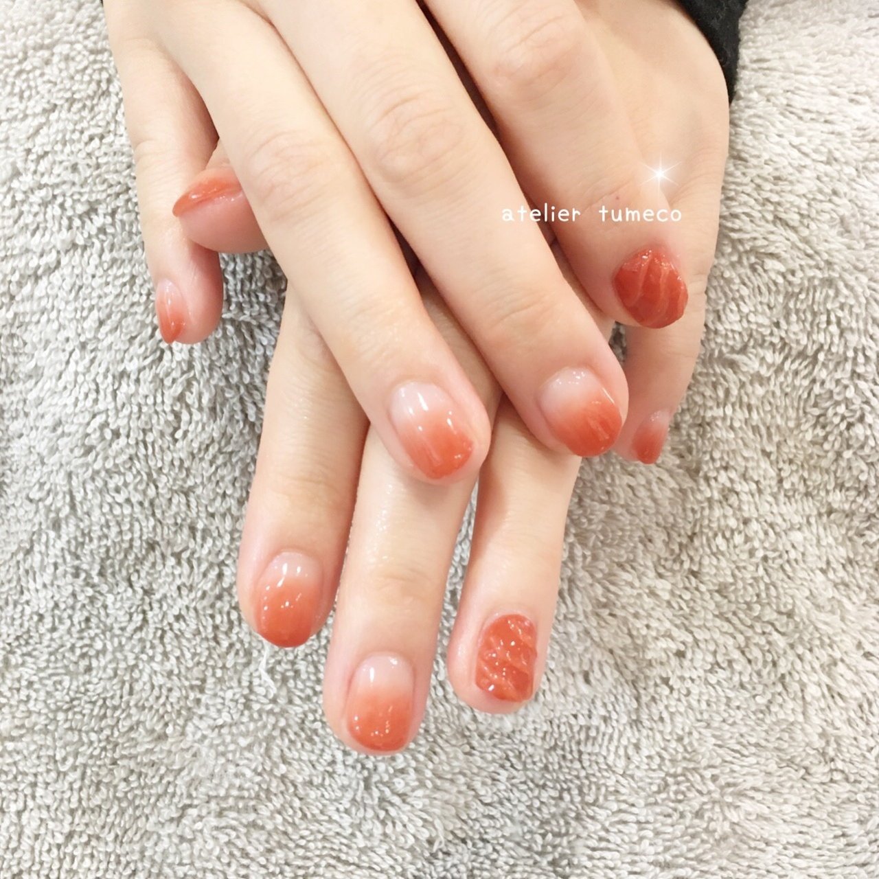 オールシーズン ハンド グラデーション ミディアム オレンジ Atelier Tumecoのネイルデザイン No ネイルブック