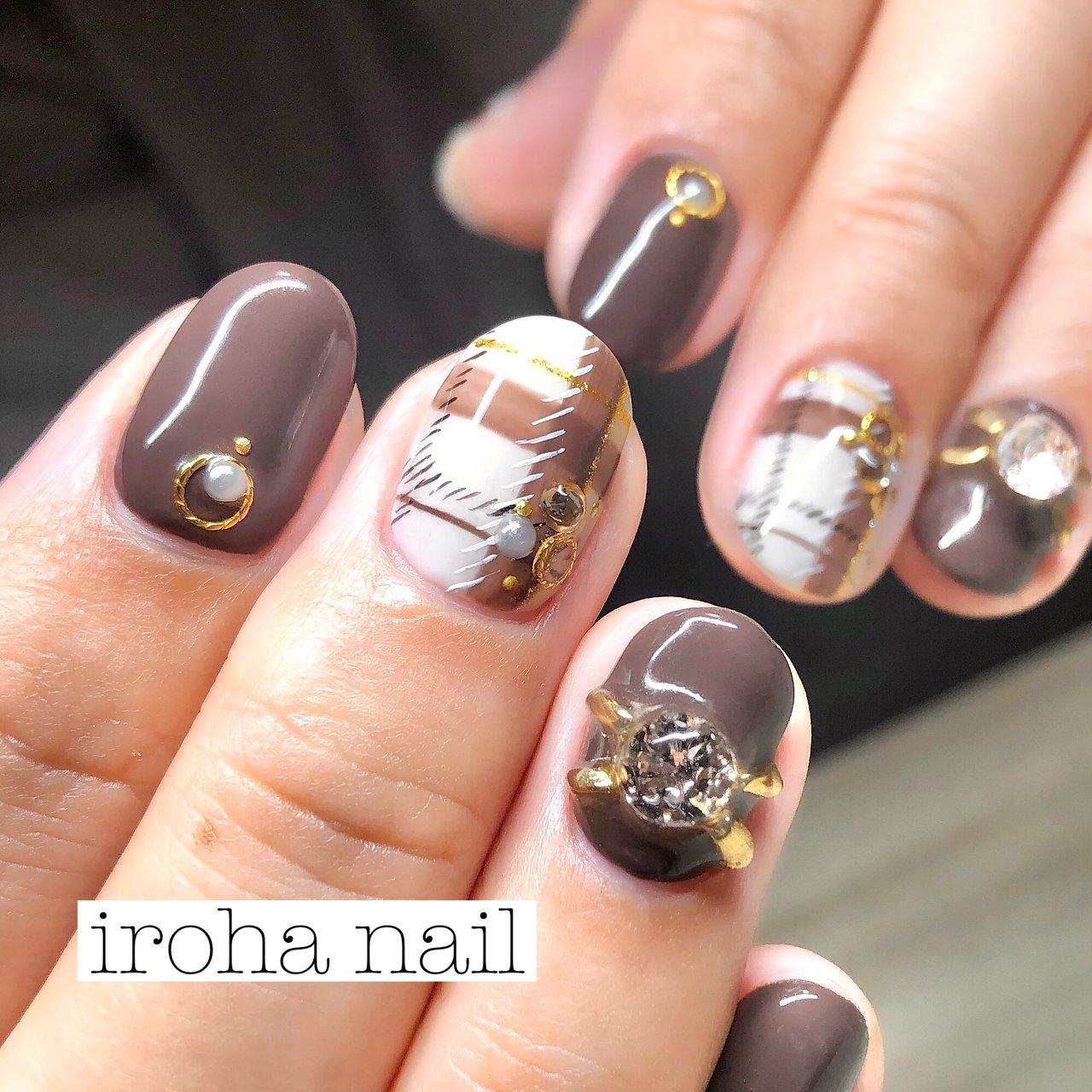 秋 冬 オールシーズン バレンタイン ハンド Iroha Nail Neのネイルデザイン No ネイルブック