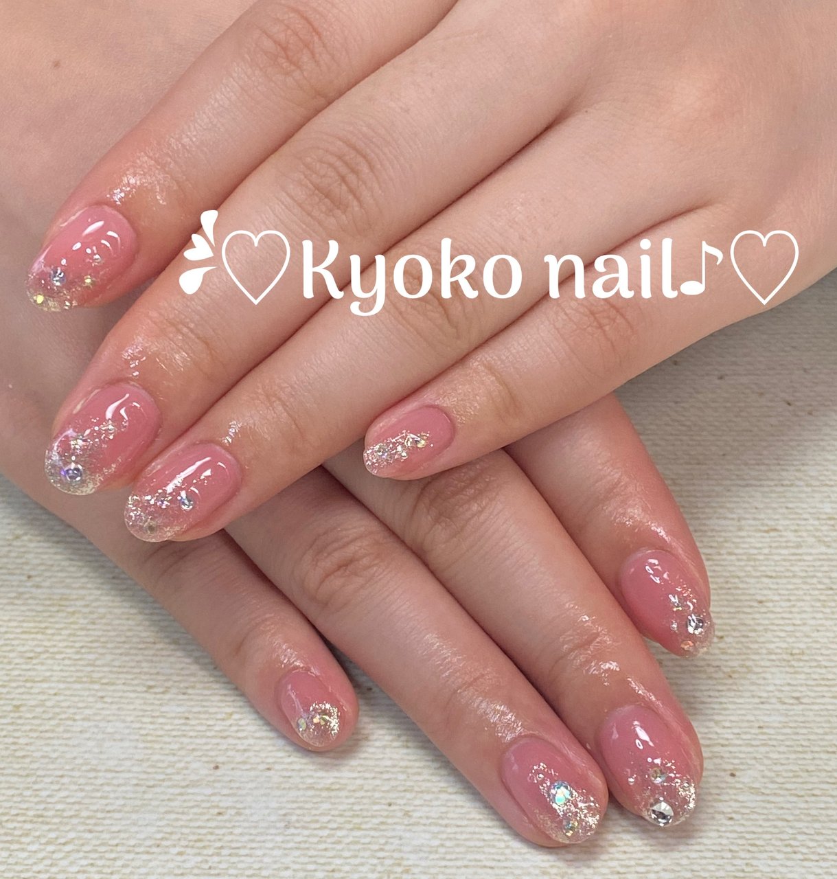 オールシーズン オフィス ハンド シンプル ラメ Kyoko Nailのネイルデザイン No ネイルブック