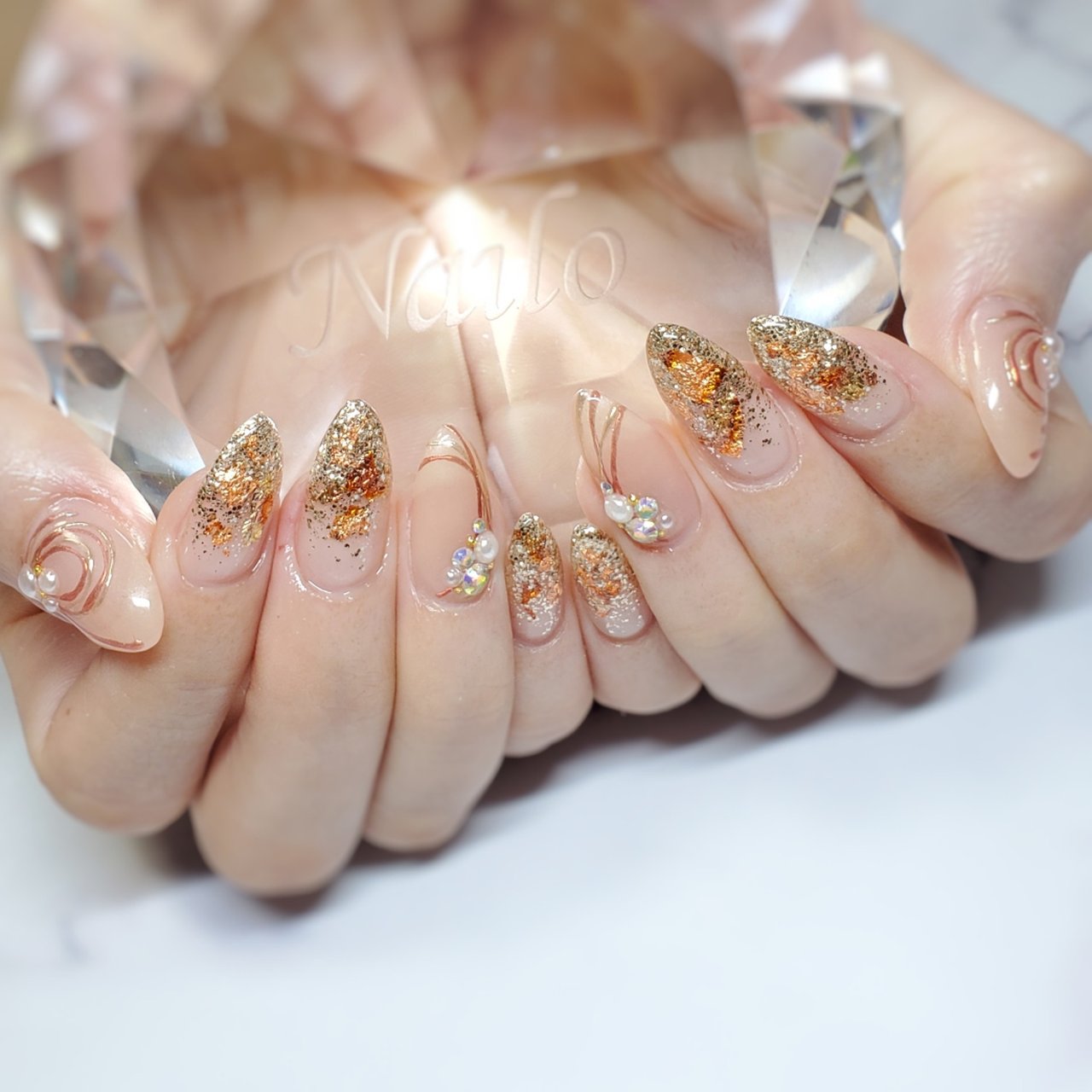 お正月 成人式 ブライダル パーティー ラメ Nailsalon Nailoのネイルデザイン No ネイルブック