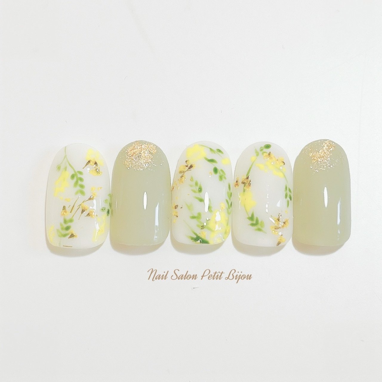 春 卒業式 入学式 女子会 ラメ Nail Salon Petit Bijouのネイルデザイン No ネイルブック