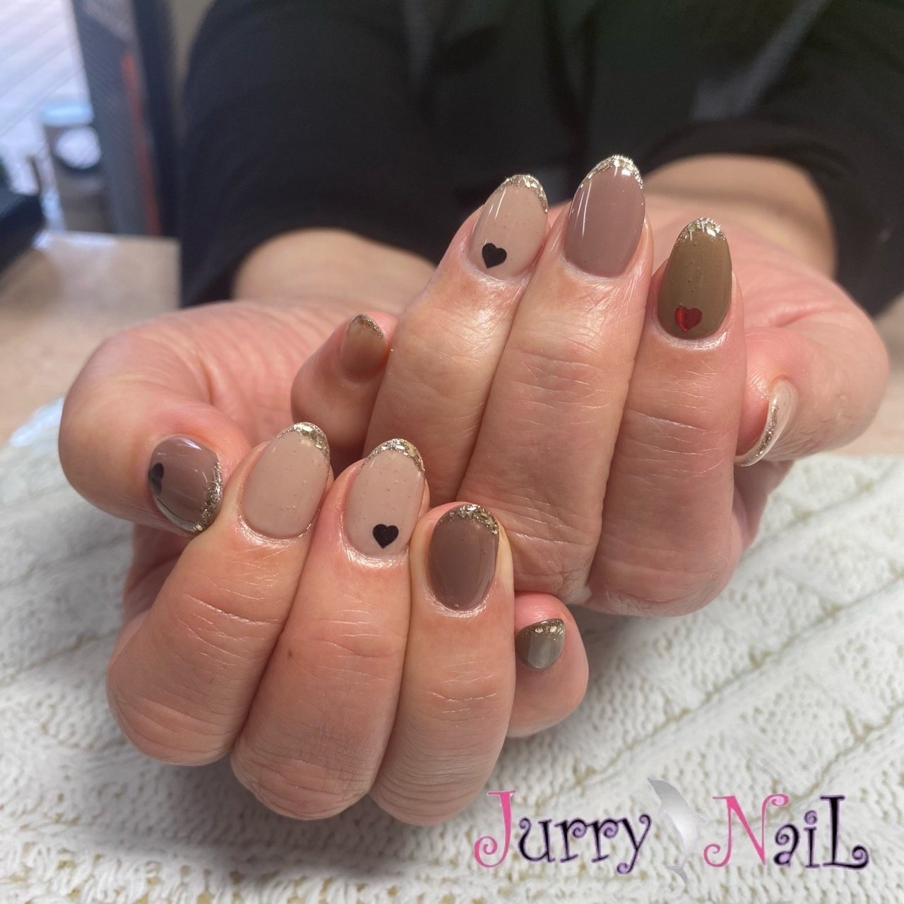 冬 オールシーズン バレンタイン ハンド ジュリーネイルのネイルデザイン No ネイルブック