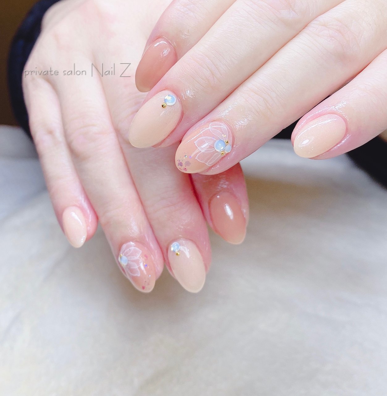 トップ はさま フラワーネイル カラー55で 1 5個分ショートオーバル ネイルチップ 付け爪 Mail Sarwadadi Kawunganten Cilacapkab Go Id