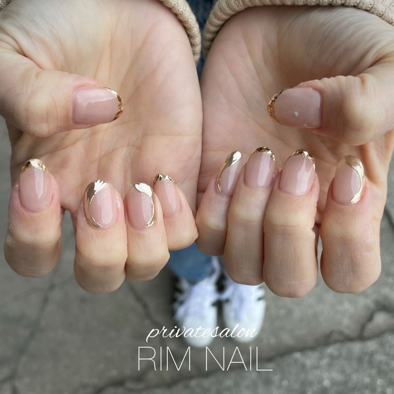 オールシーズン ハンド 変形フレンチ ホログラム ラメ Privatesalon Rim Nailのネイルデザイン No ネイル ブック
