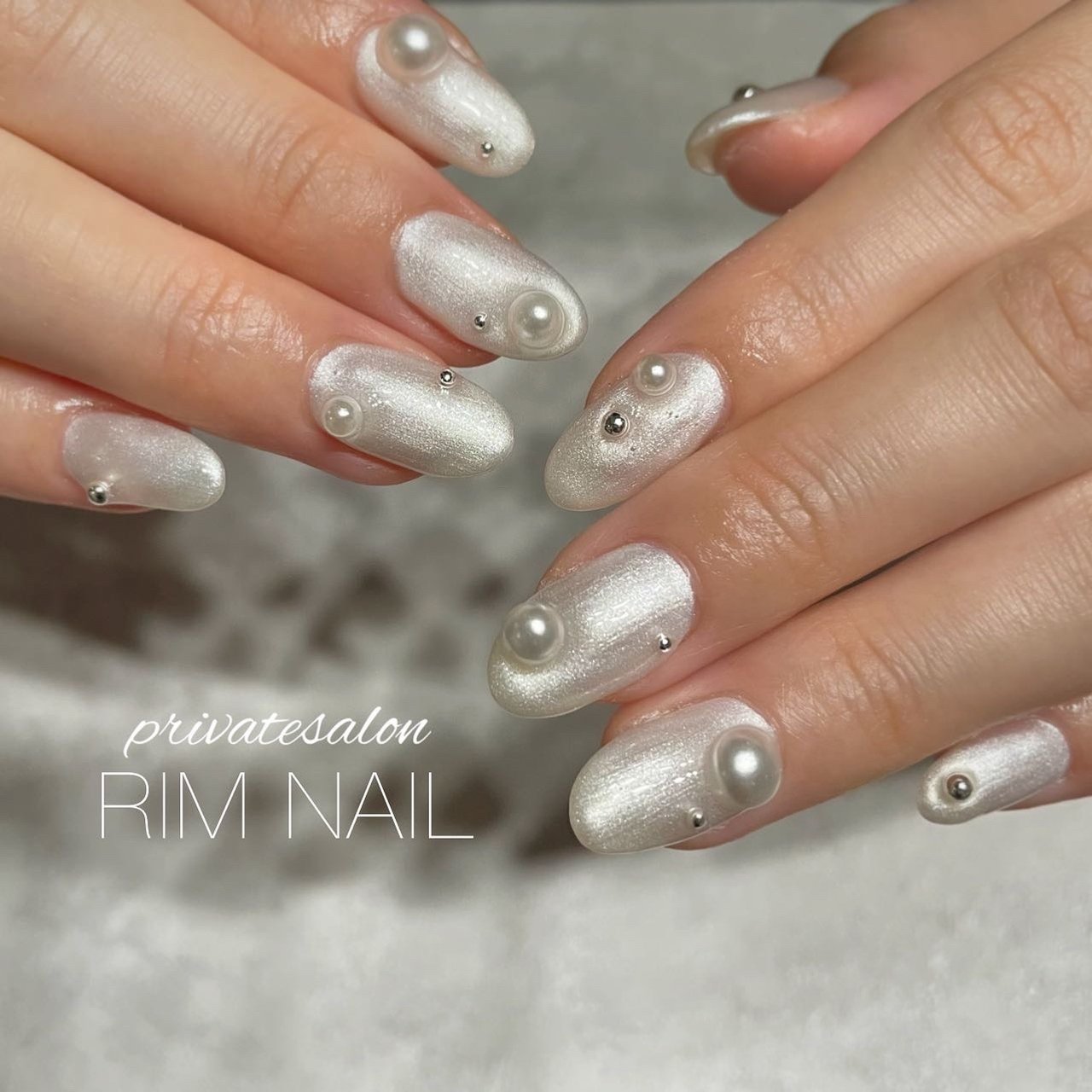 冬 ハンド シンプル パール ミディアム Privatesalon Rim Nailのネイルデザイン No ネイルブック