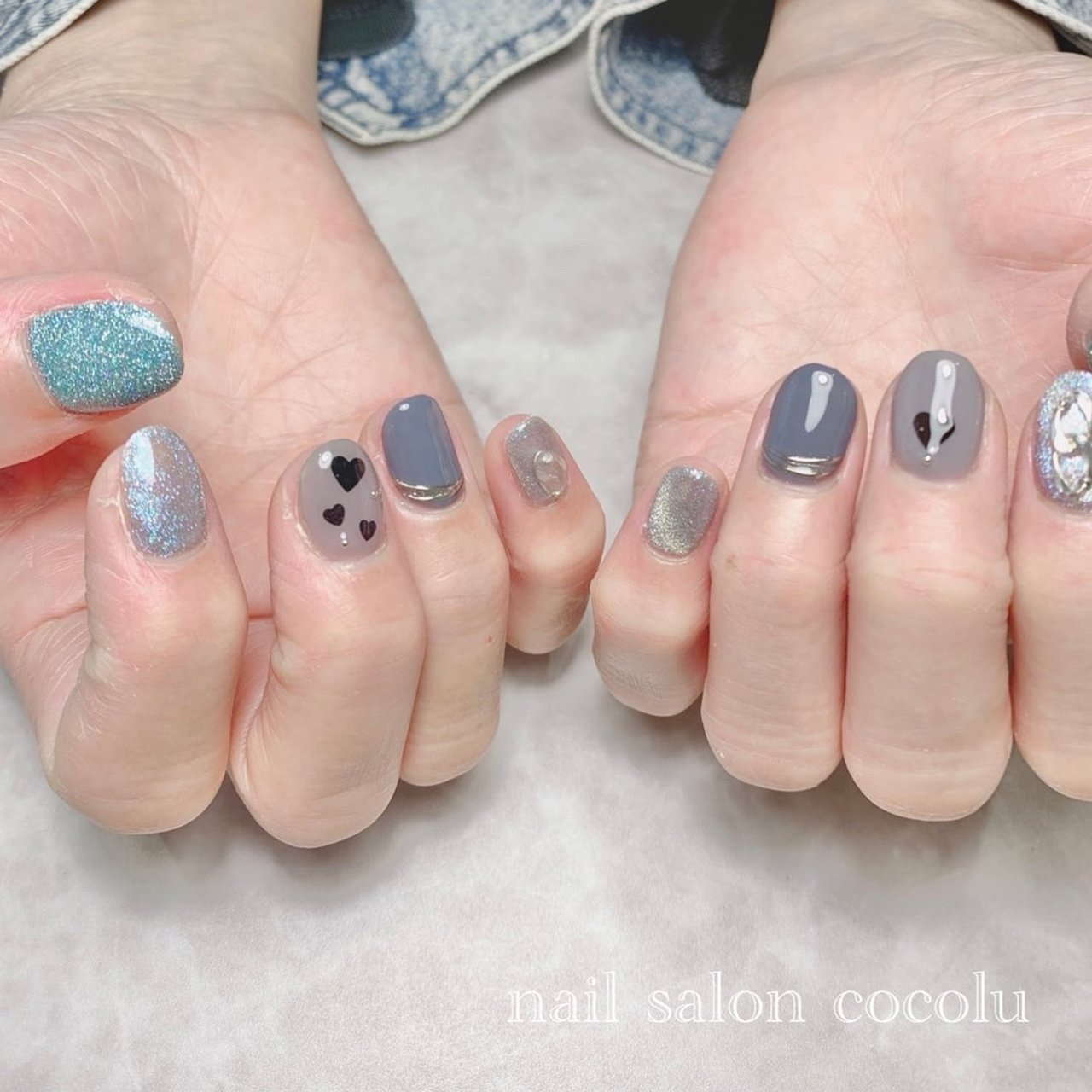 水色 グレージュ グレー ジェルネイル Nail Salon Cocoluのネイルデザイン No ネイルブック