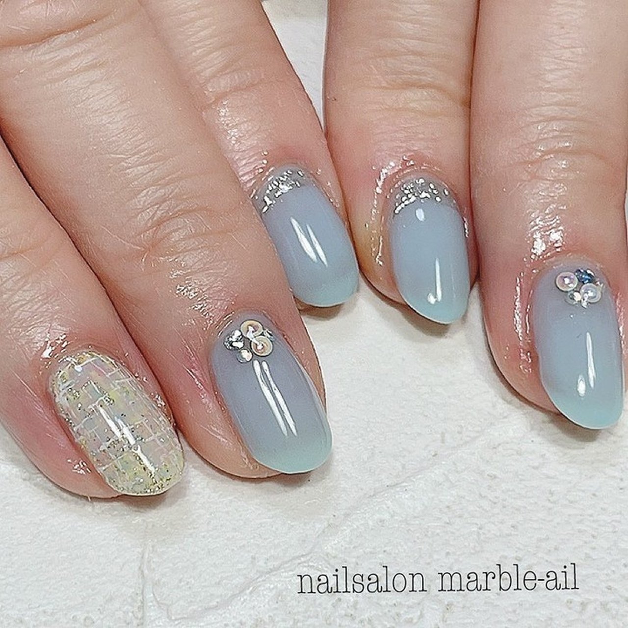 オールシーズン ハンド シンプル ショート 水色 葛西 マーブルアイル Nailsalon Marble Ail のネイル デザイン No ネイルブック