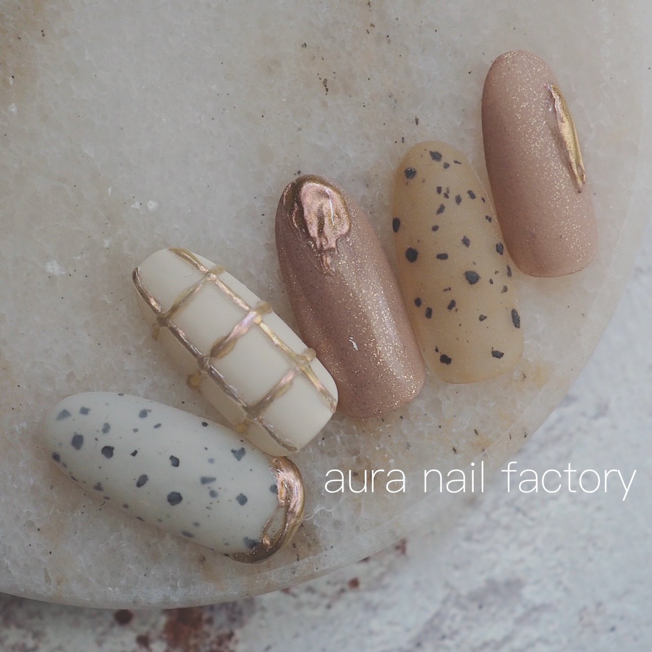 春 卒業式 入学式 オフィス ハンド Aura Nail Factoryのネイルデザイン No ネイルブック