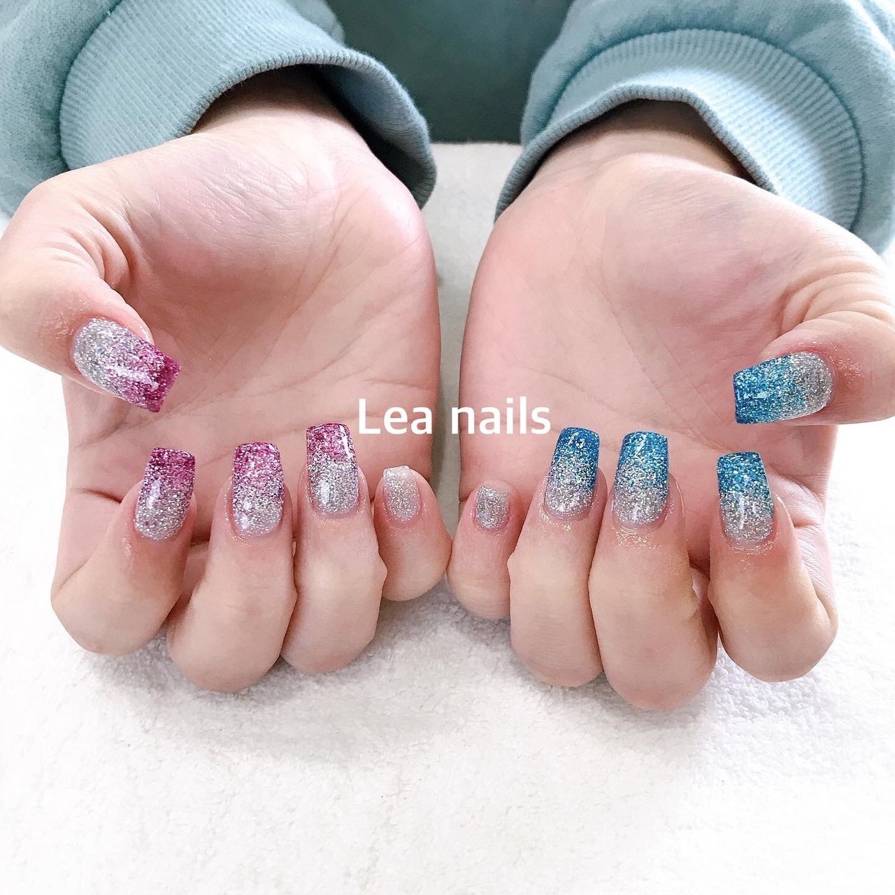 ハンド グラデーション ラメ ピンク 水色 Lea Nailsのネイルデザイン No ネイルブック