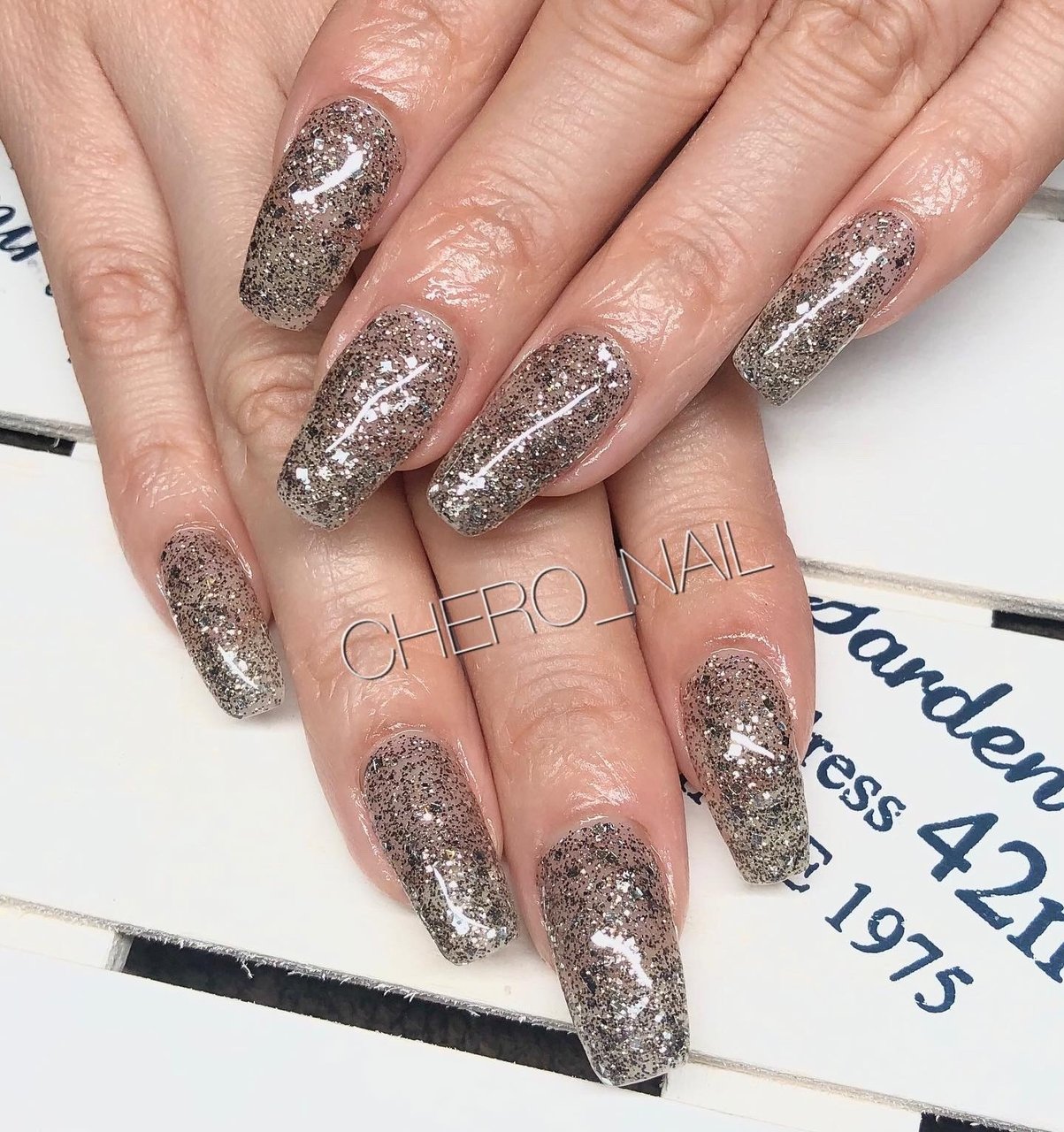 オールシーズン ハンド ラメ ロング シルバー Chihiro Nail 68のネイルデザイン No ネイルブック