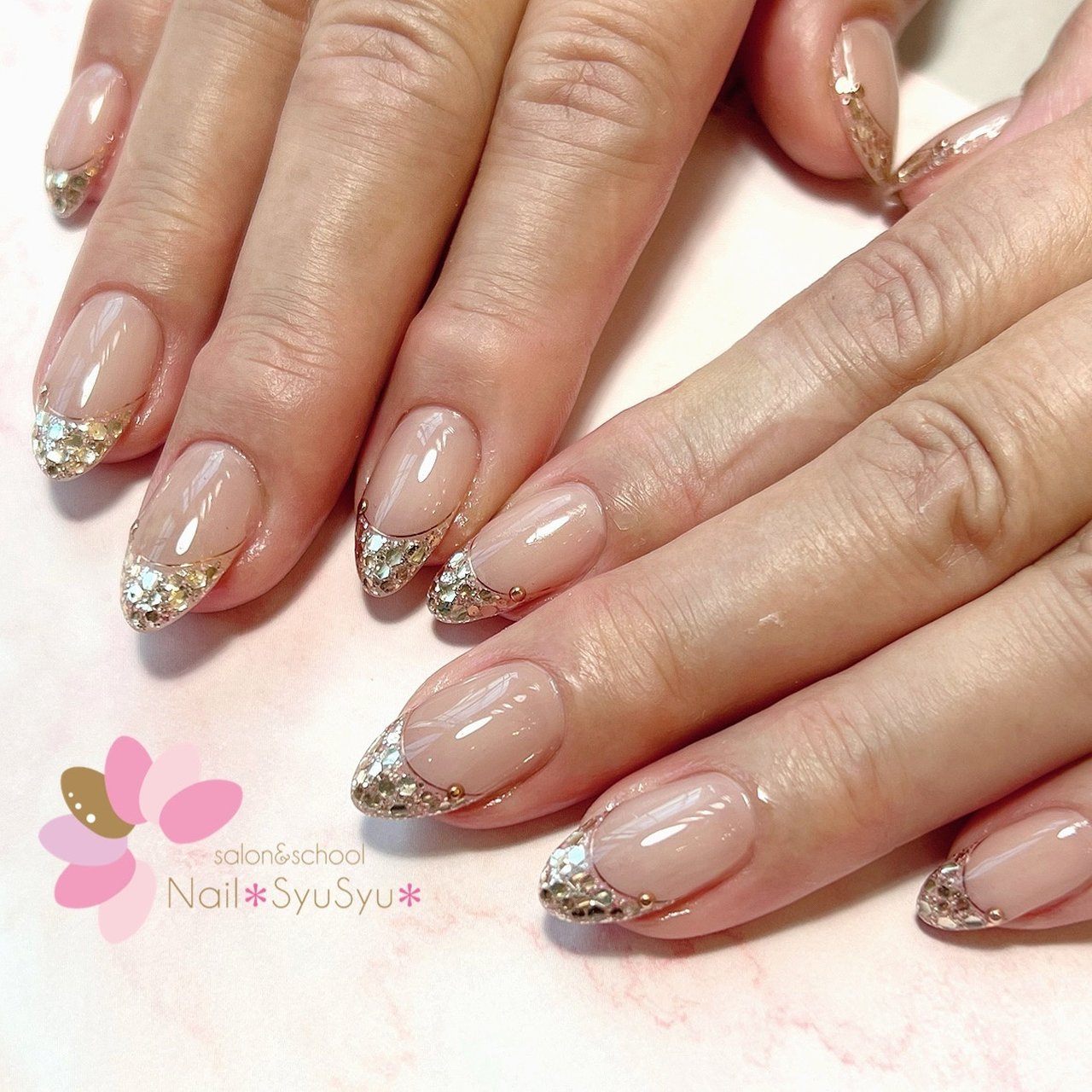 冬 ハンド フレンチ ホログラム ラメ Nail Syusyu ネイルシュシュのネイルデザイン No ネイルブック