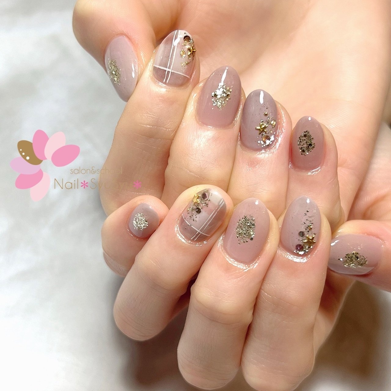 冬 ハンド ホログラム チェック 星 Nail Syusyu ネイルシュシュのネイルデザイン No ネイルブック