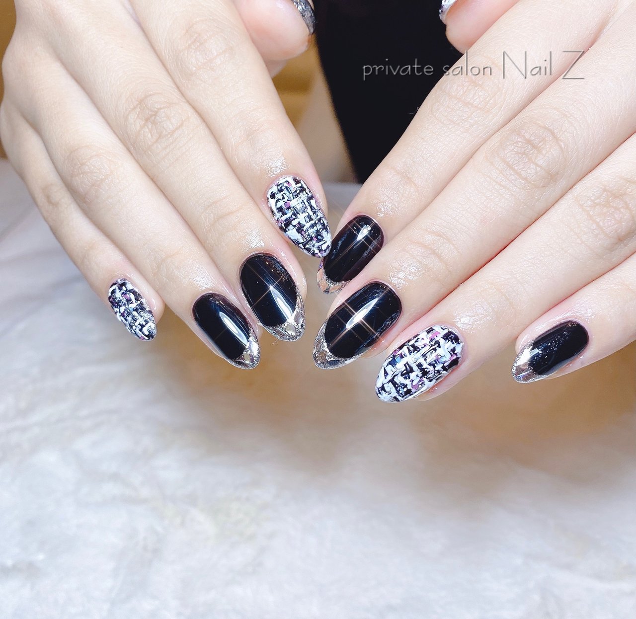 ハンド フレンチ ホログラム ツイード ロング Nail Z ネイルジー のネイルデザイン No ネイルブック