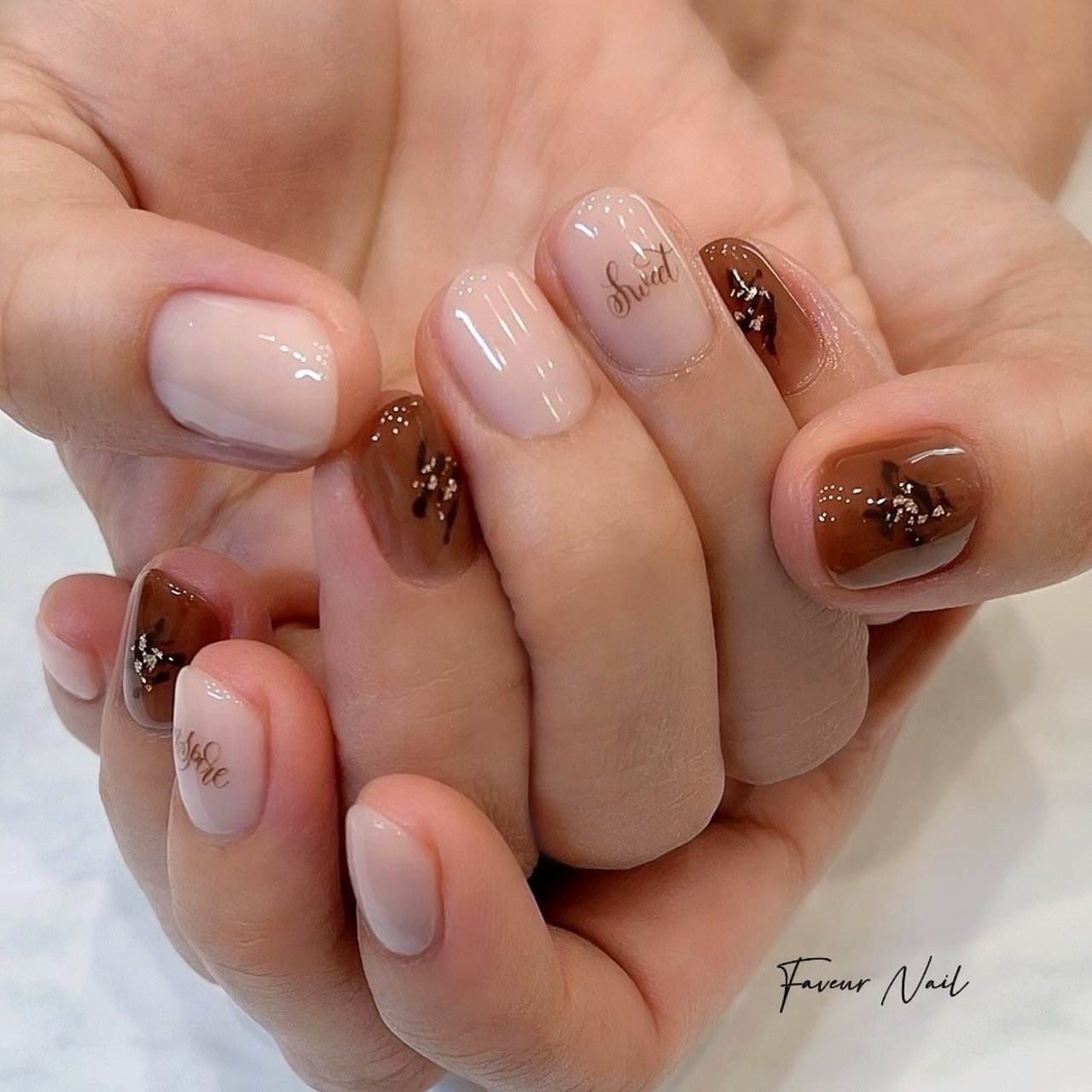 バレンタイン ハンド シンプル イニシャル シースルー Faveur Nailのネイルデザイン No ネイルブック