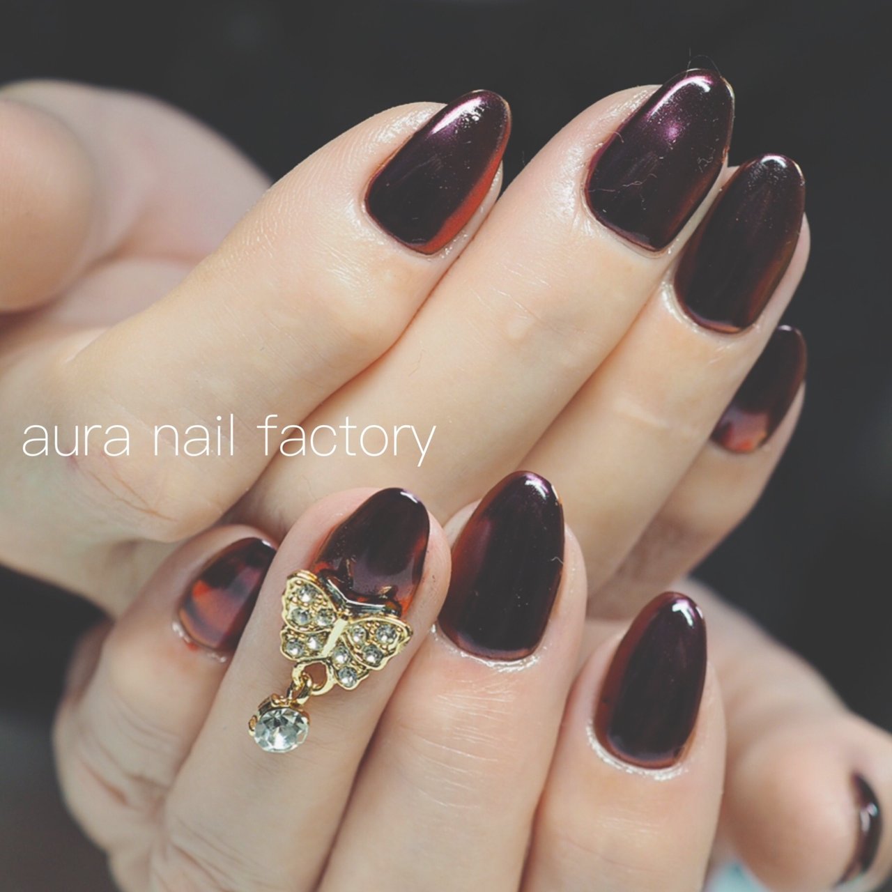 オールシーズン オフィス パーティー 女子会 ハンド Aura Nail Factoryのネイルデザイン No ネイルブック
