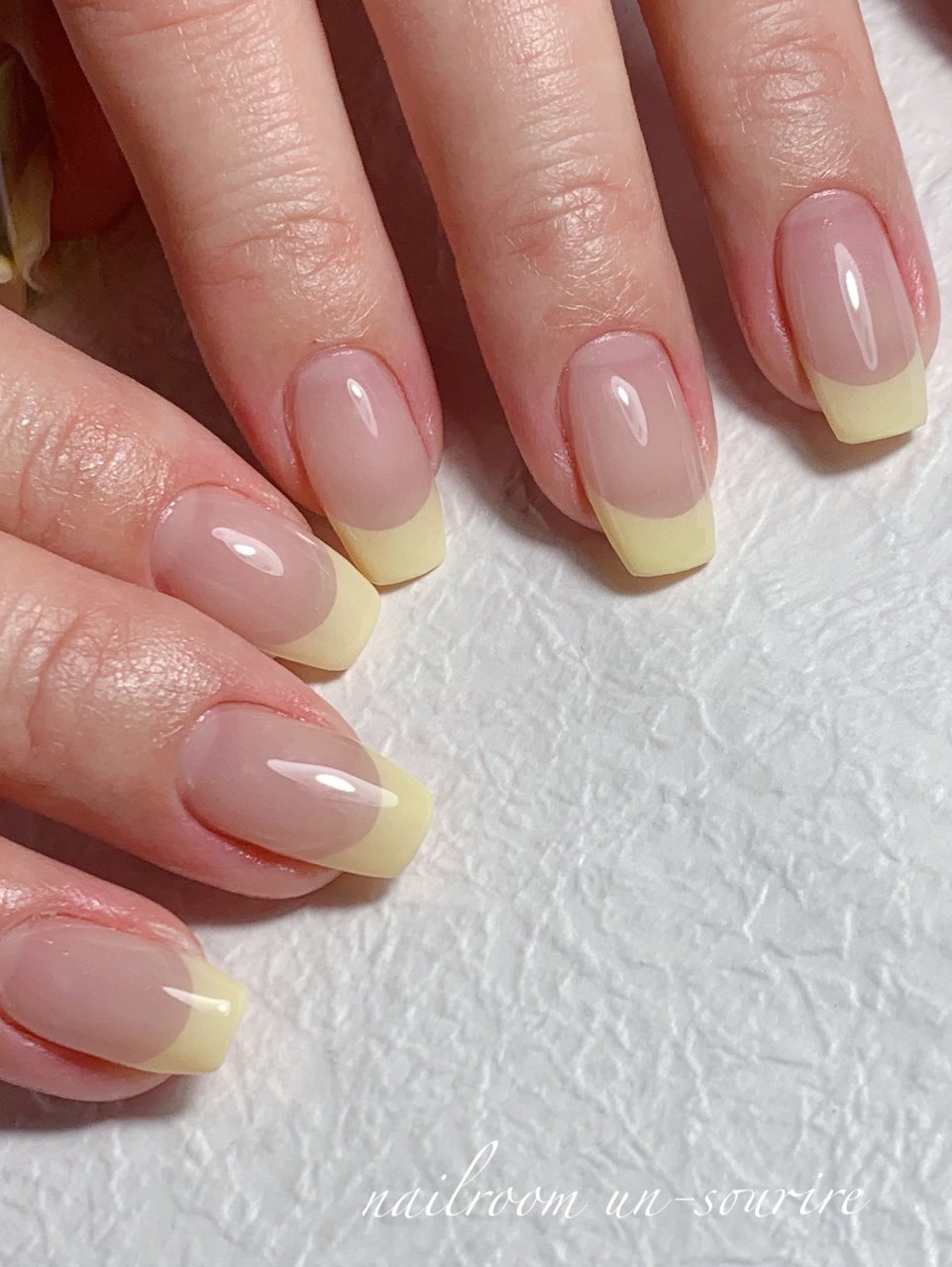 フレンチ イエロー Un Sourireのネイルデザイン No ネイルブック