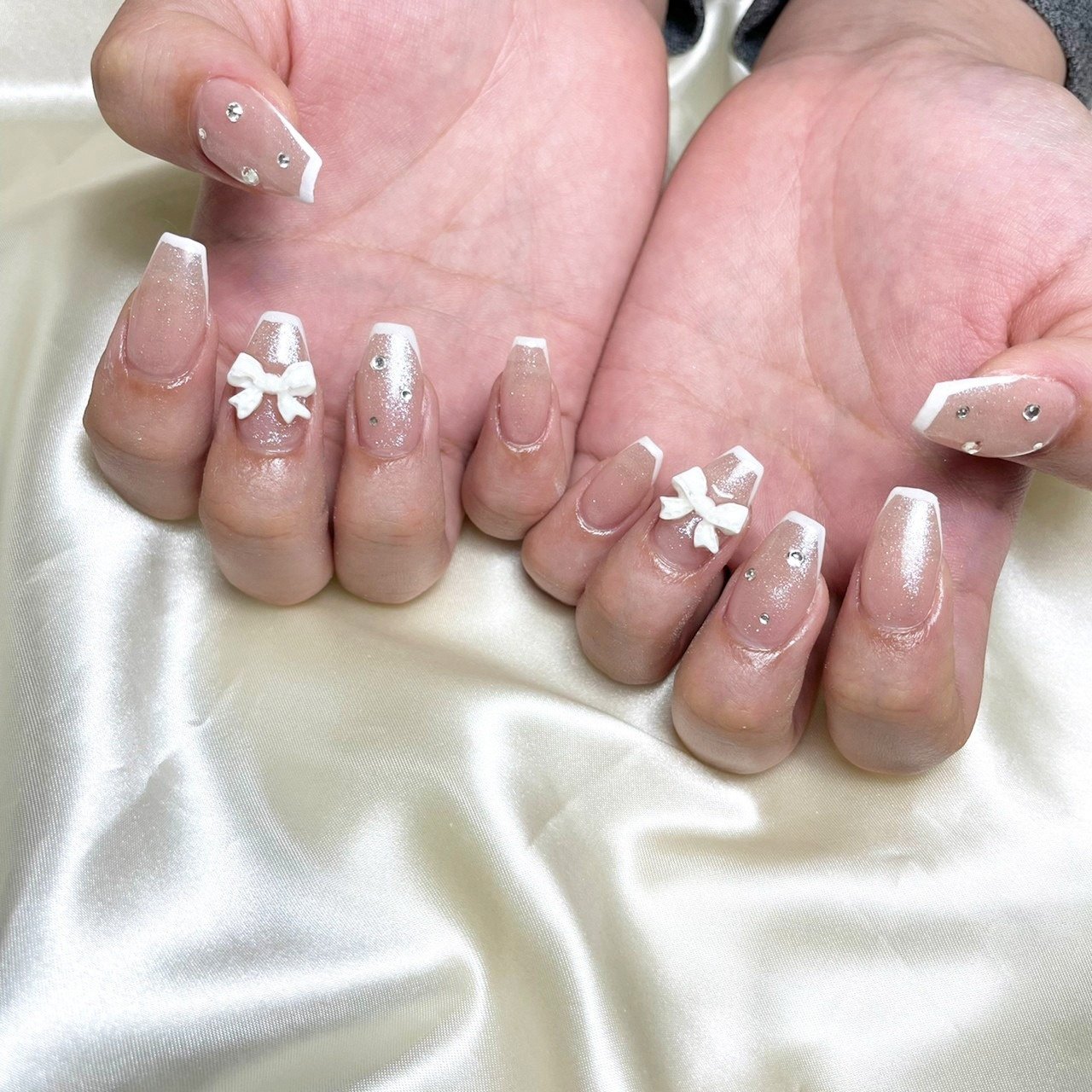 オールシーズン デート 女子会 ハンド 変形フレンチ Bg Nailのネイルデザイン No ネイルブック