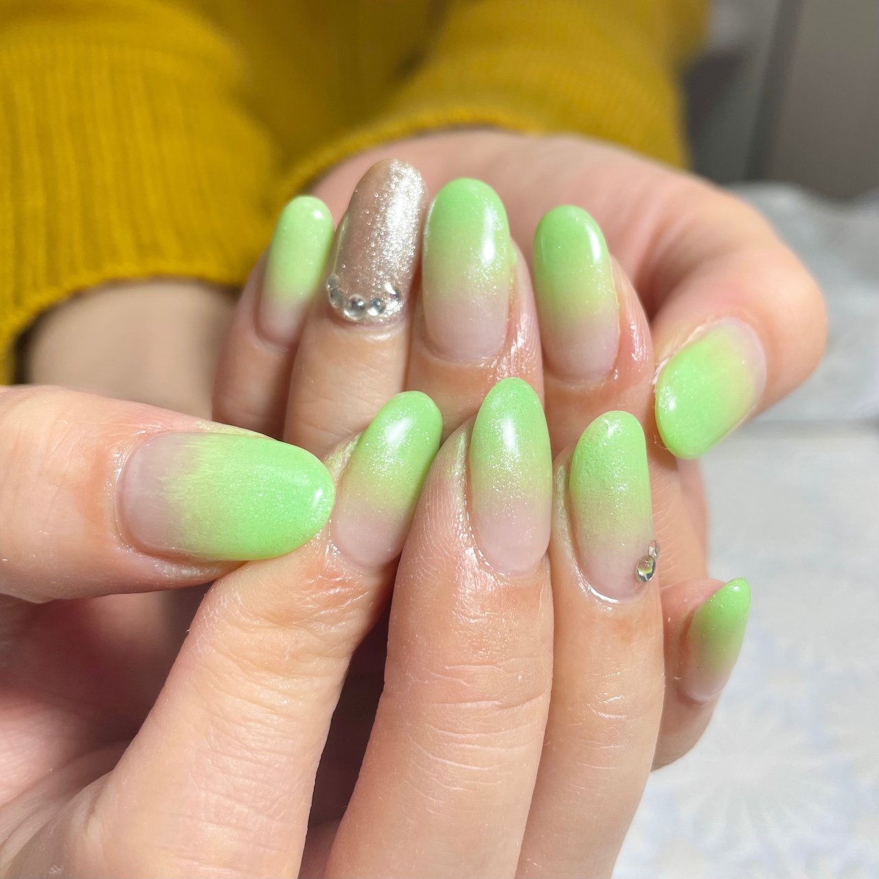 春 オールシーズン ライブ 女子会 グラデーション Only Nail 西船橋南口徒歩6分 のネイルデザイン No ネイルブック