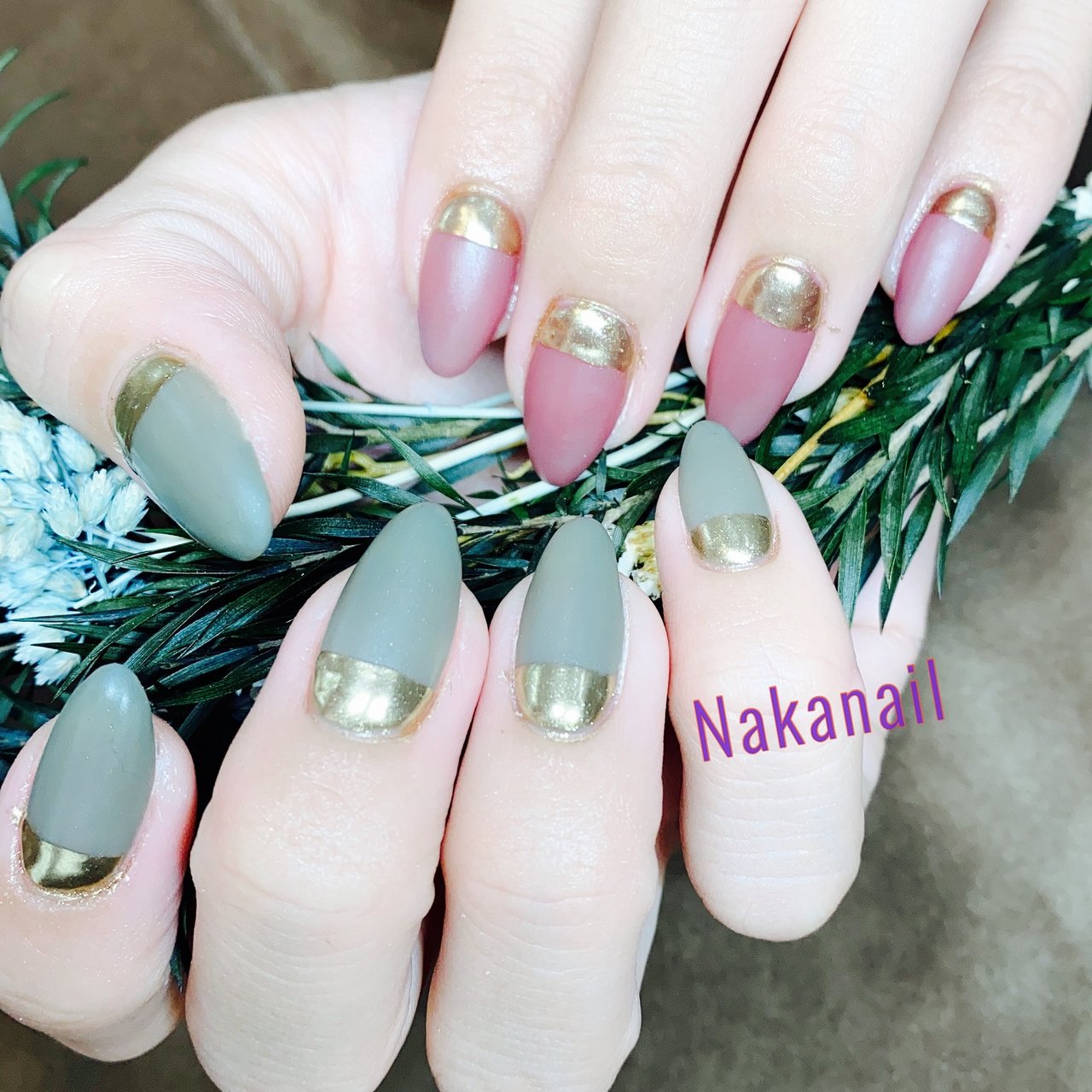 秋 冬 ハンド シンプル バイカラー Nakanailのネイルデザイン No ネイルブック