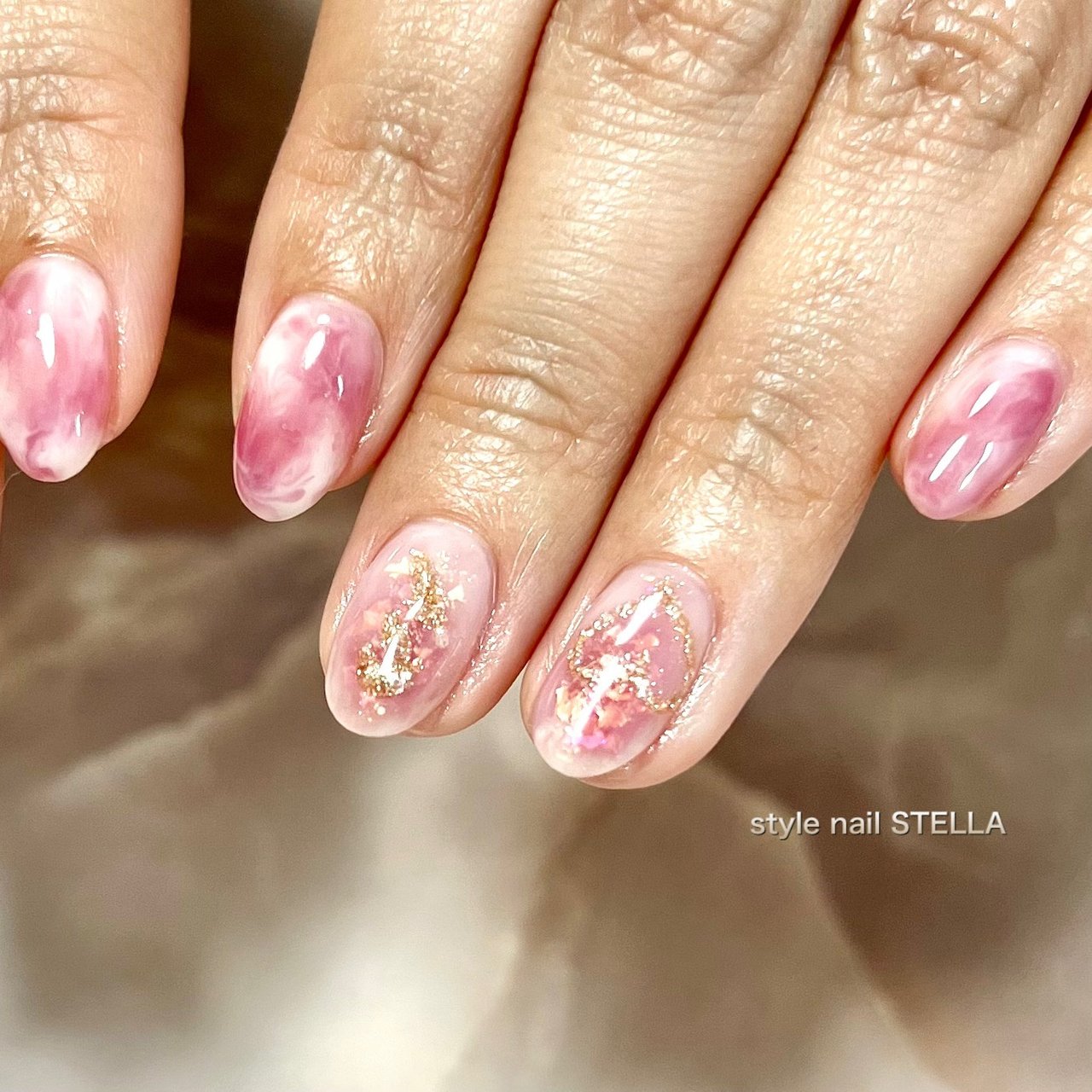 冬 オールシーズン バレンタイン ハンド ホログラム Style Nail Stellaのネイルデザイン No ネイルブック