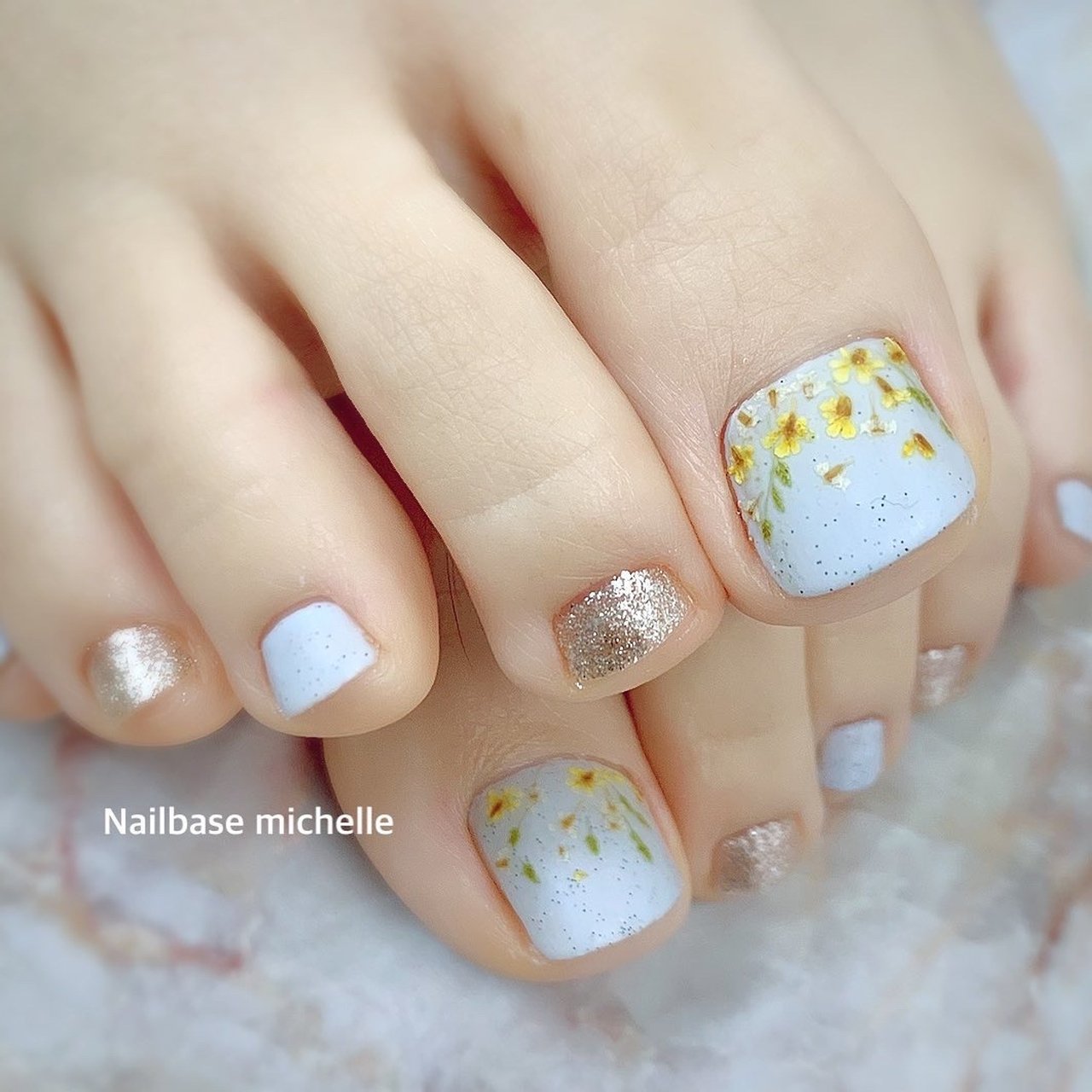 春 デート 女子会 フット ワンカラー Nailbasemichelleのネイルデザイン No ネイルブック