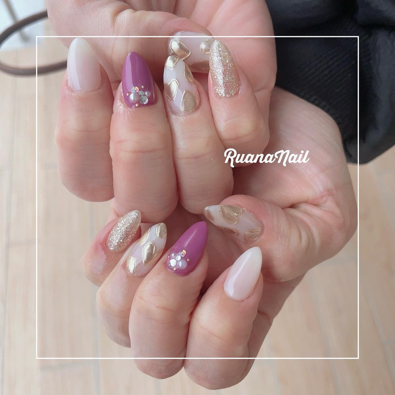 冬 バレンタイン オフィス ハンド ラメ Ruananail ルアナネイルのネイルデザイン No ネイルブック