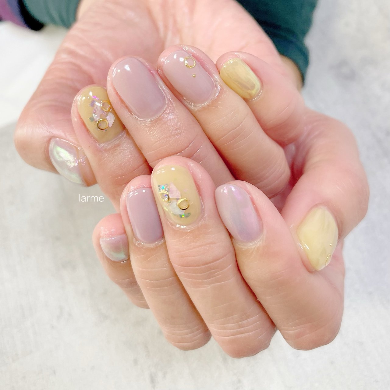 ハンド ピンク イエロー Nailroomlarmeのネイルデザイン No ネイルブック