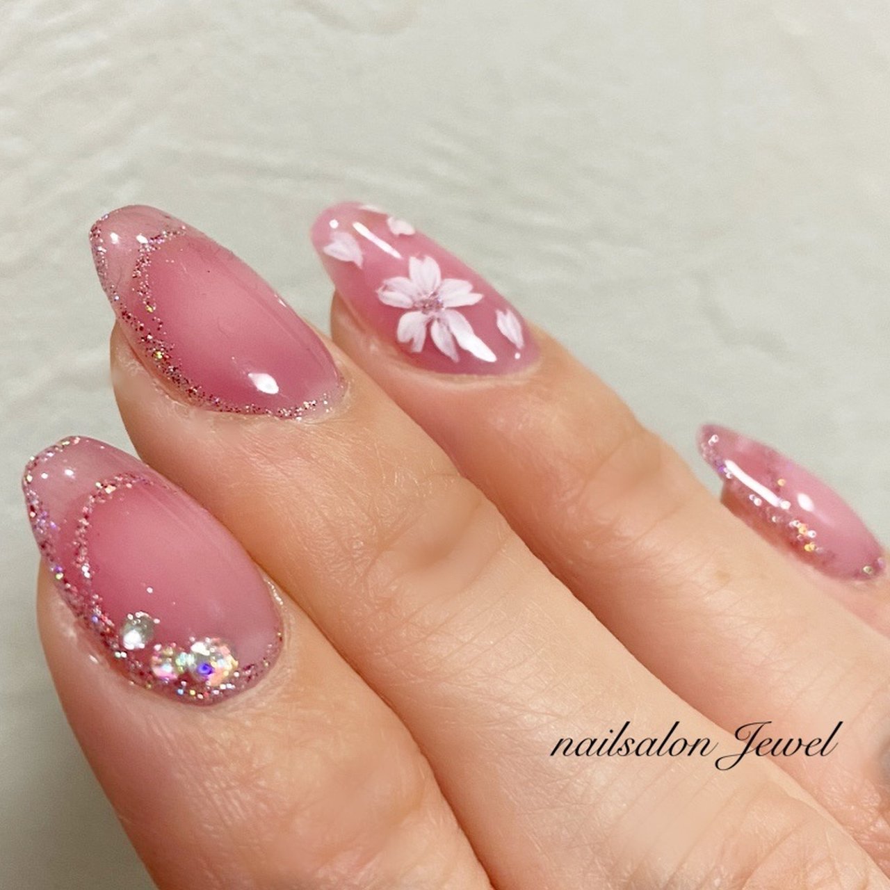 春/卒業式/入学式/ハンド/フレンチ - nailsalon Jewelのネイルデザイン