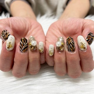 金ネイルのネイルデザイン ネイルブック