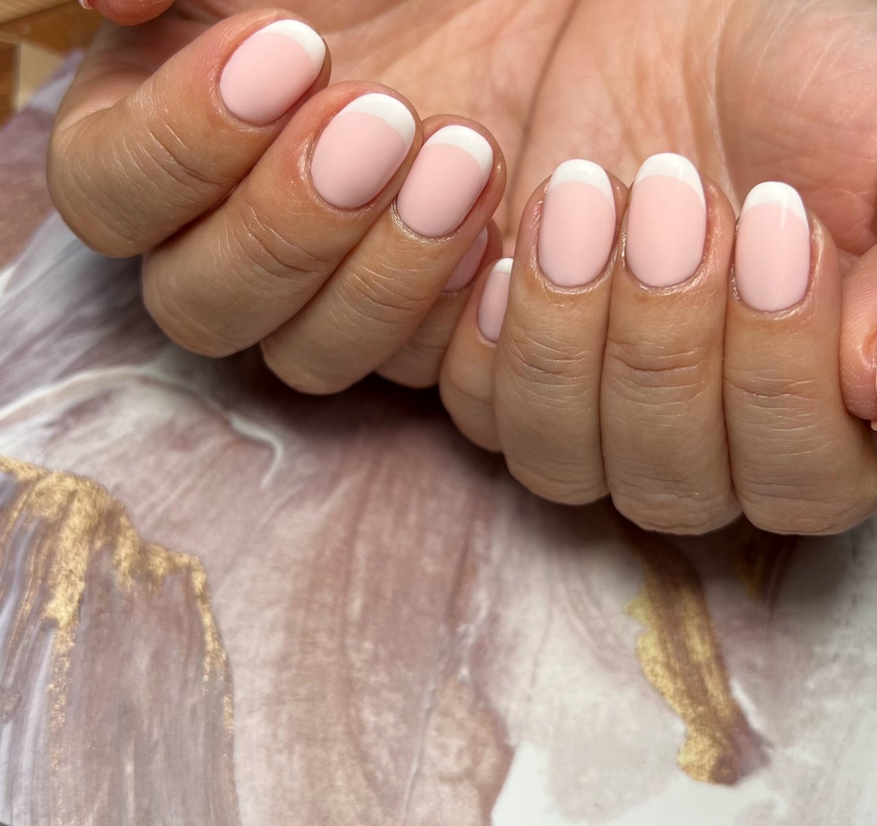 春 ハンド フレンチ ミディアム ピンク 美月のネイルデザイン No ネイルブック