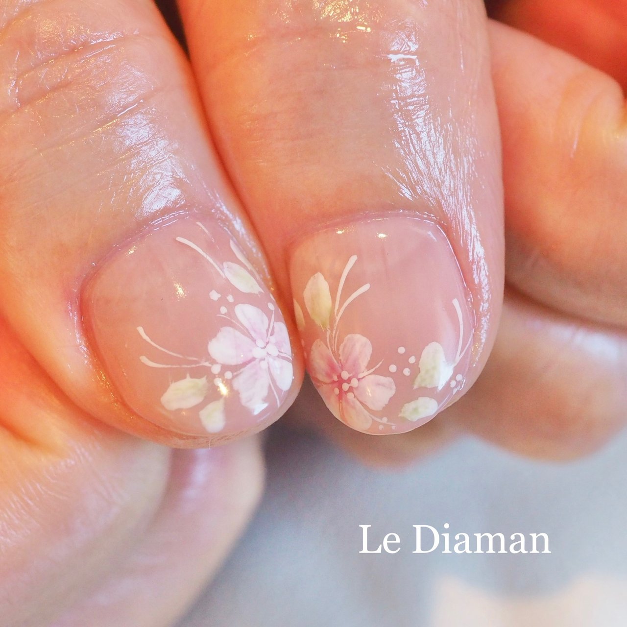 春 ハンド グラデーション フラワー ミディアム Le Diamanのネイルデザイン No ネイルブック