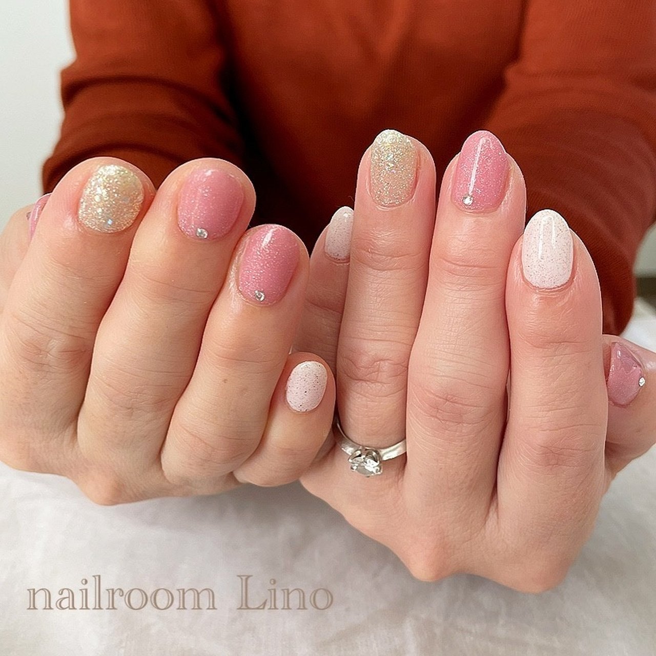 春 ハンド シンプル ラメ ショート Akiko のネイルデザイン No ネイルブック