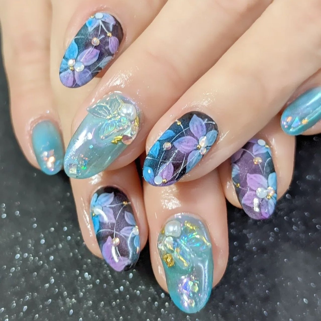フラワー ホワイト 水色 パープル ジェルネイル Lunacoffret Chizuruのネイルデザイン No ネイルブック