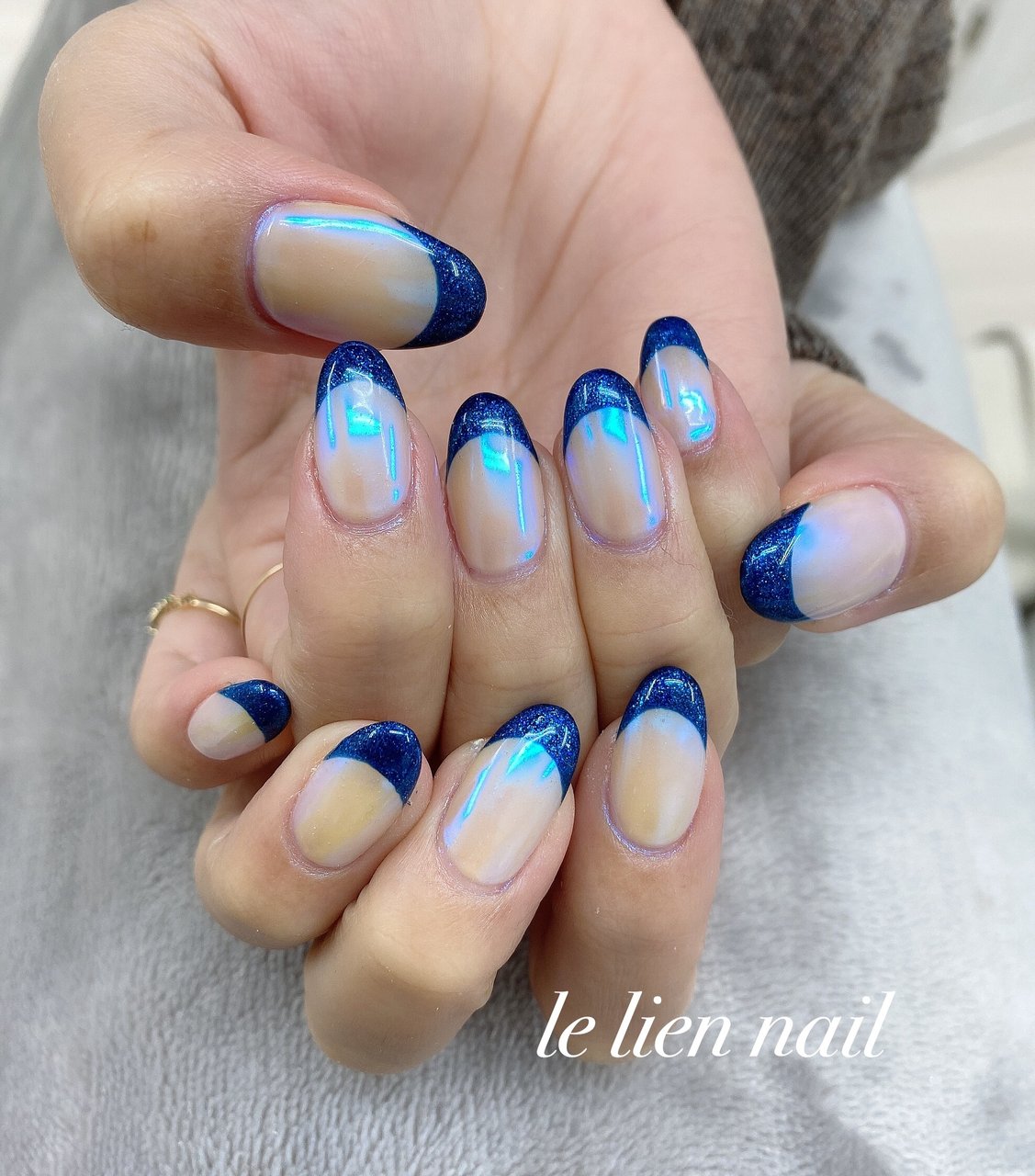 オールシーズン ハンド フレンチ ミディアム ブルー Le Lien Nailのネイルデザイン No ネイルブック