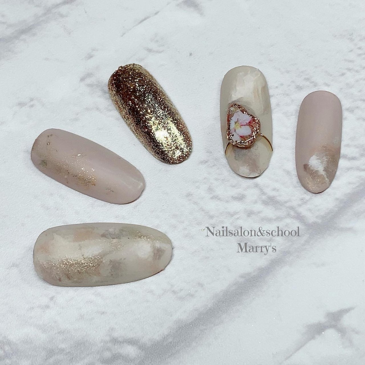 オールシーズン 入学式 オフィス デート ラメ Nailsalon Marry Sのネイルデザイン No ネイルブック
