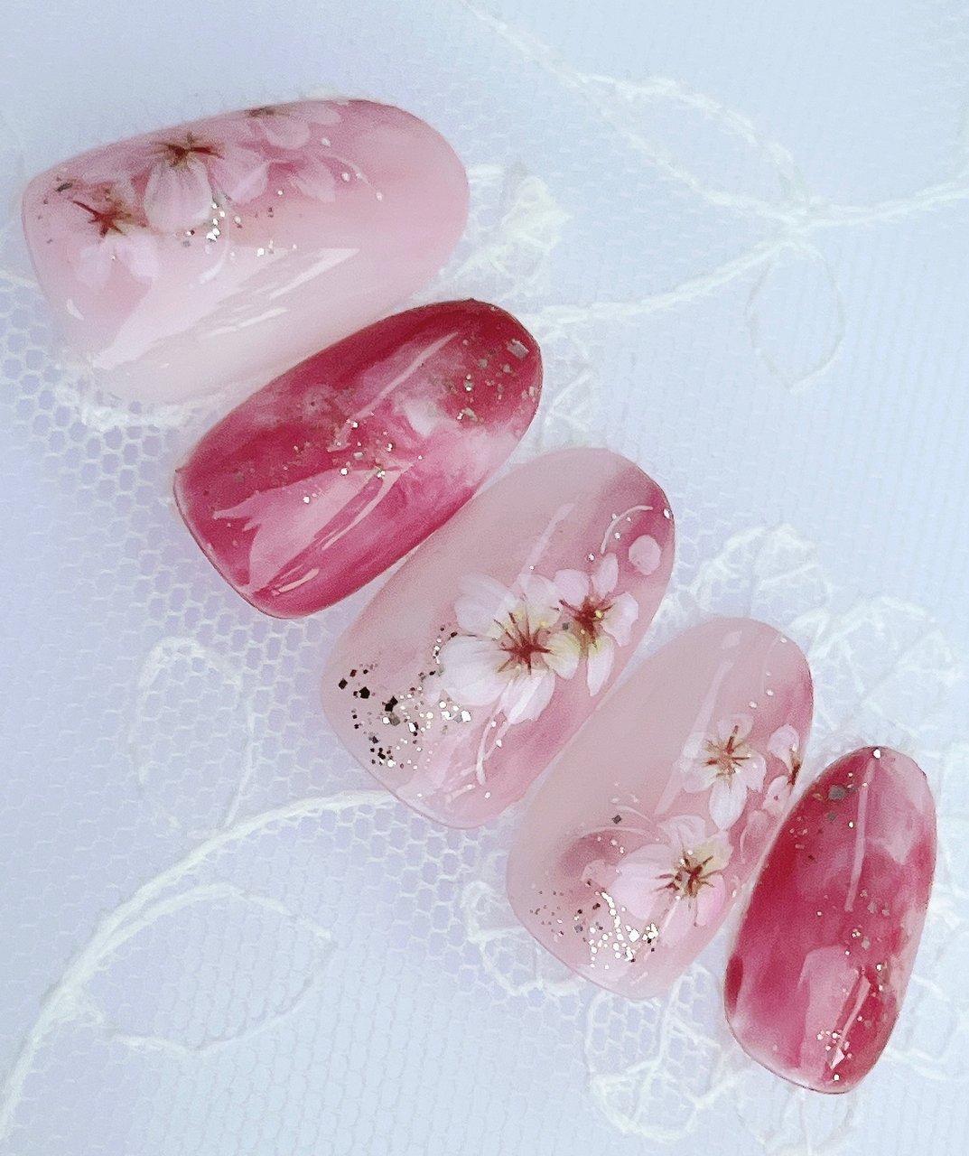 和柄ネイル/桜ネイル/和装/振袖/着物/ニュアンスネイル/くすみ