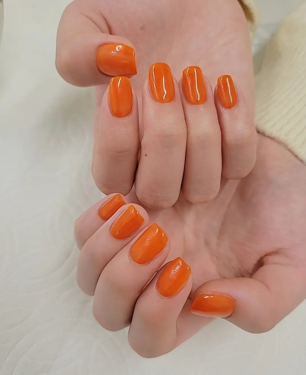 オールシーズン ハンド ワンカラー ショート オレンジ Nail Salon Rose 56のネイルデザイン No ネイルブック