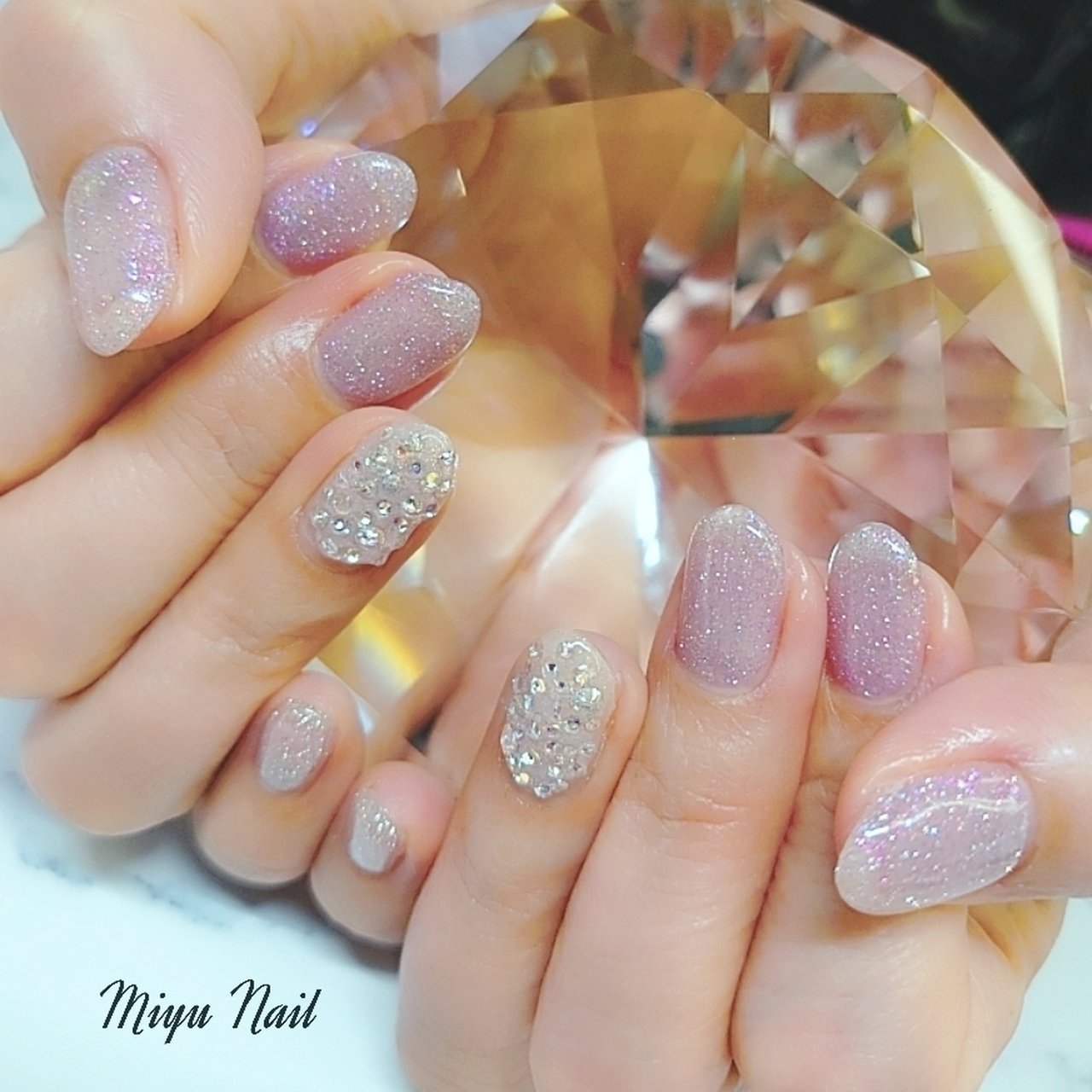 オールシーズン ブライダル パーティー ハンド ビジュー Miyu Nailのネイルデザイン No ネイルブック