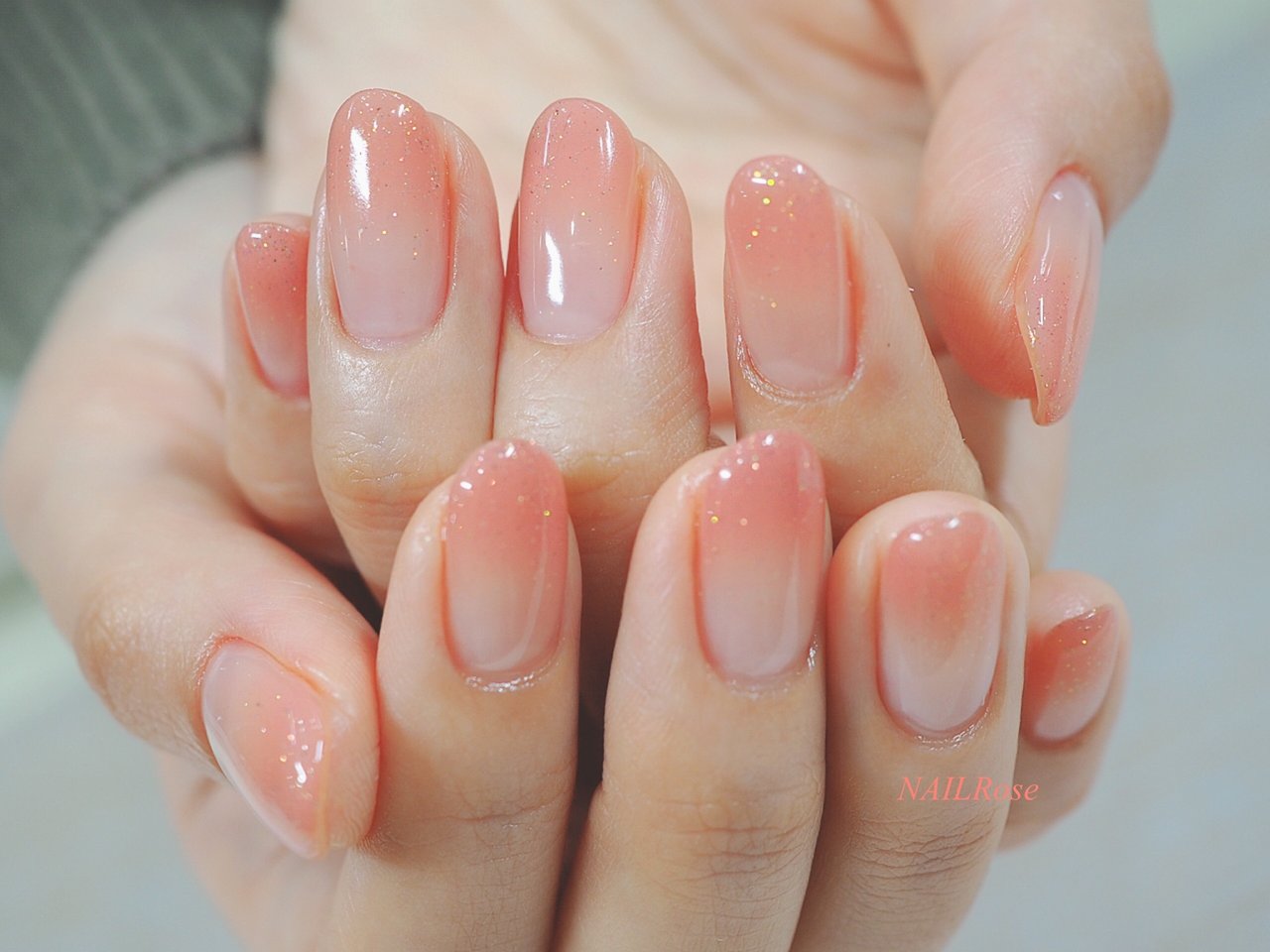 春 オールシーズン グラデーション ラメ ベージュ Nailroseのネイルデザイン No ネイルブック