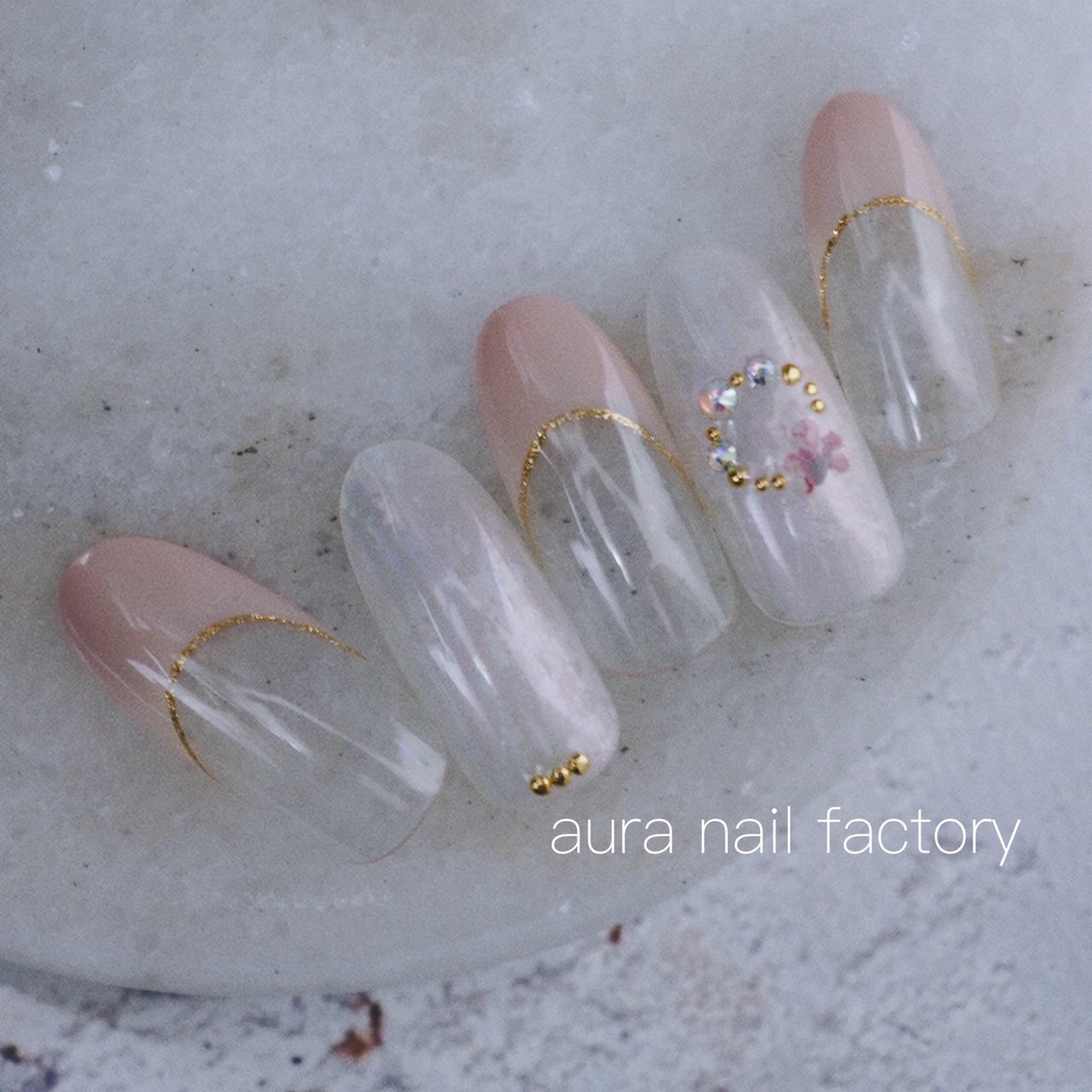 春 卒業式 入学式 オフィス ハンド Aura Nail Factoryのネイルデザイン No ネイルブック