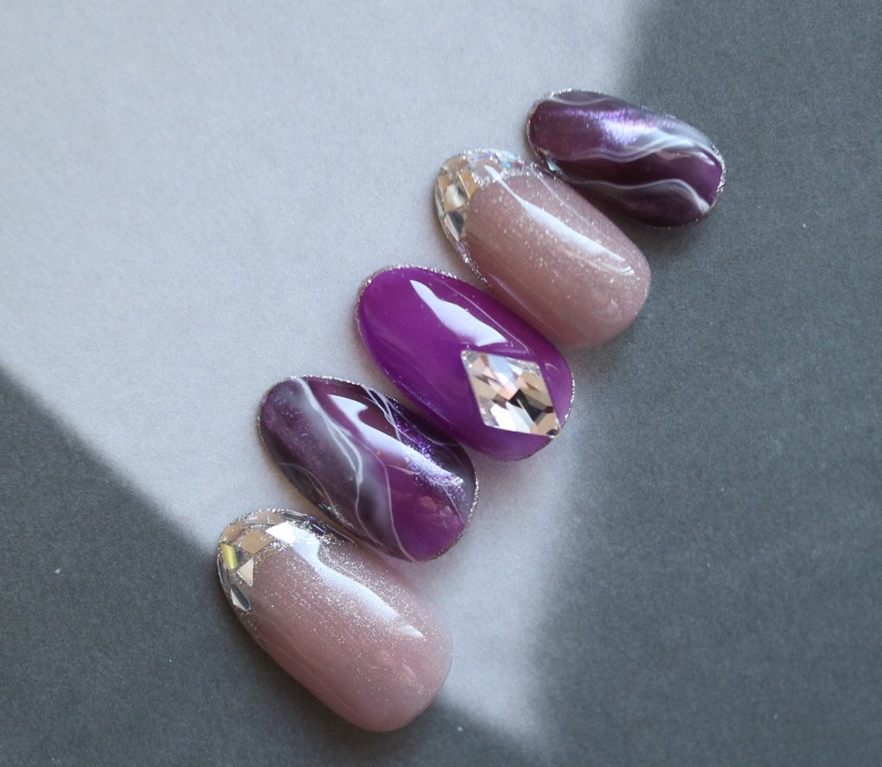 ハンド ベージュ パープル ジェルネイル Nodokaのネイルデザイン No ネイルブック