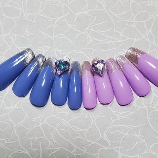 マグネット マグネットネイル ギャラクシー スターギャラクシー キャッツアイ セリアジェルのネイルデザイン ネイルブック