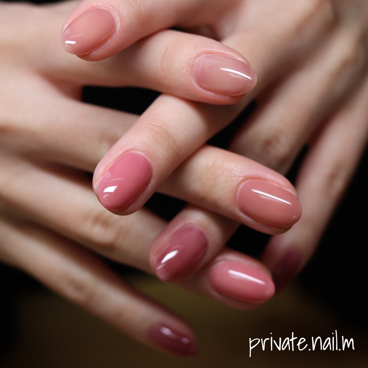 春 ハンド グラデーション ワンカラー ミディアム Private Nail Mのネイルデザイン No ネイルブック