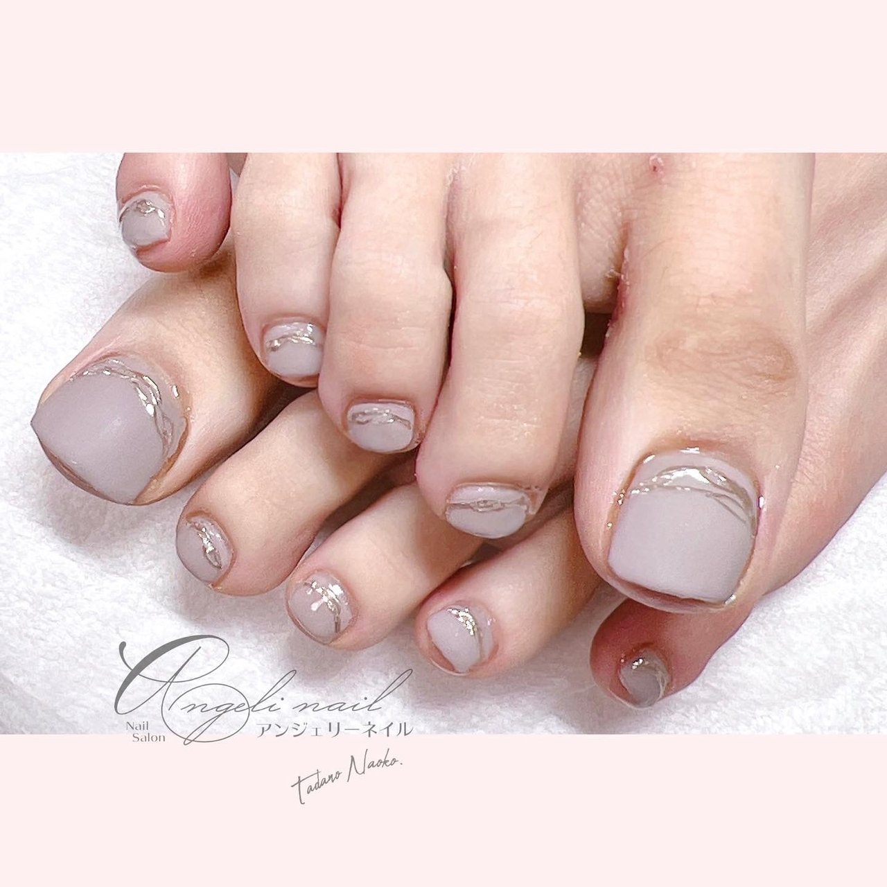 冬 フット マット ミラー グレージュ 北広島市ネイルサロン Angeli Nailのネイルデザイン No ネイルブック