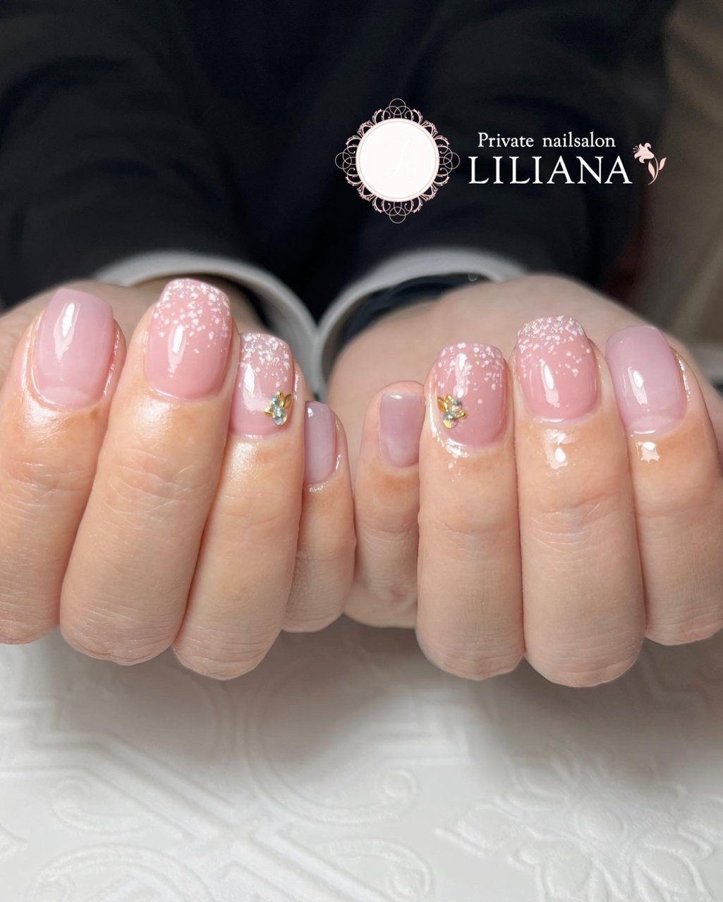 オールシーズン オフィス ハンド シンプル グラデーション Private Nailsalon Lilianaのネイル デザイン No ネイルブック