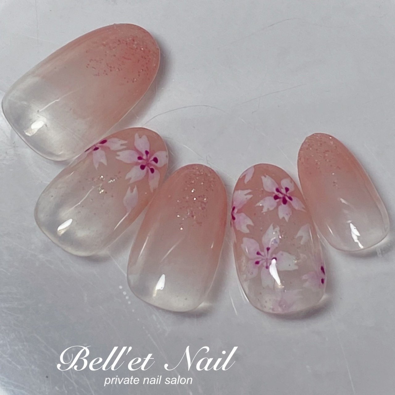 春 ハンド グラデーション フラワー ミディアム Bell Et Nail ネイリストayakoのネイルデザイン No ネイル ブック