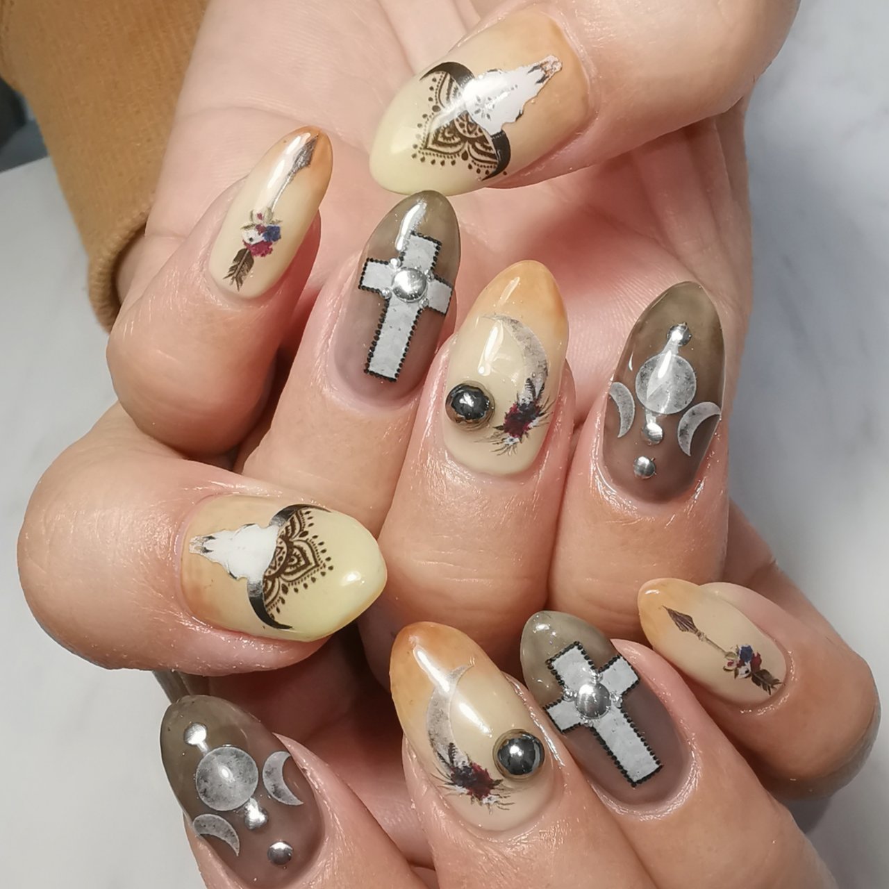 秋 冬 旅行 リゾート ハンド Reveのネイルデザイン No ネイルブック